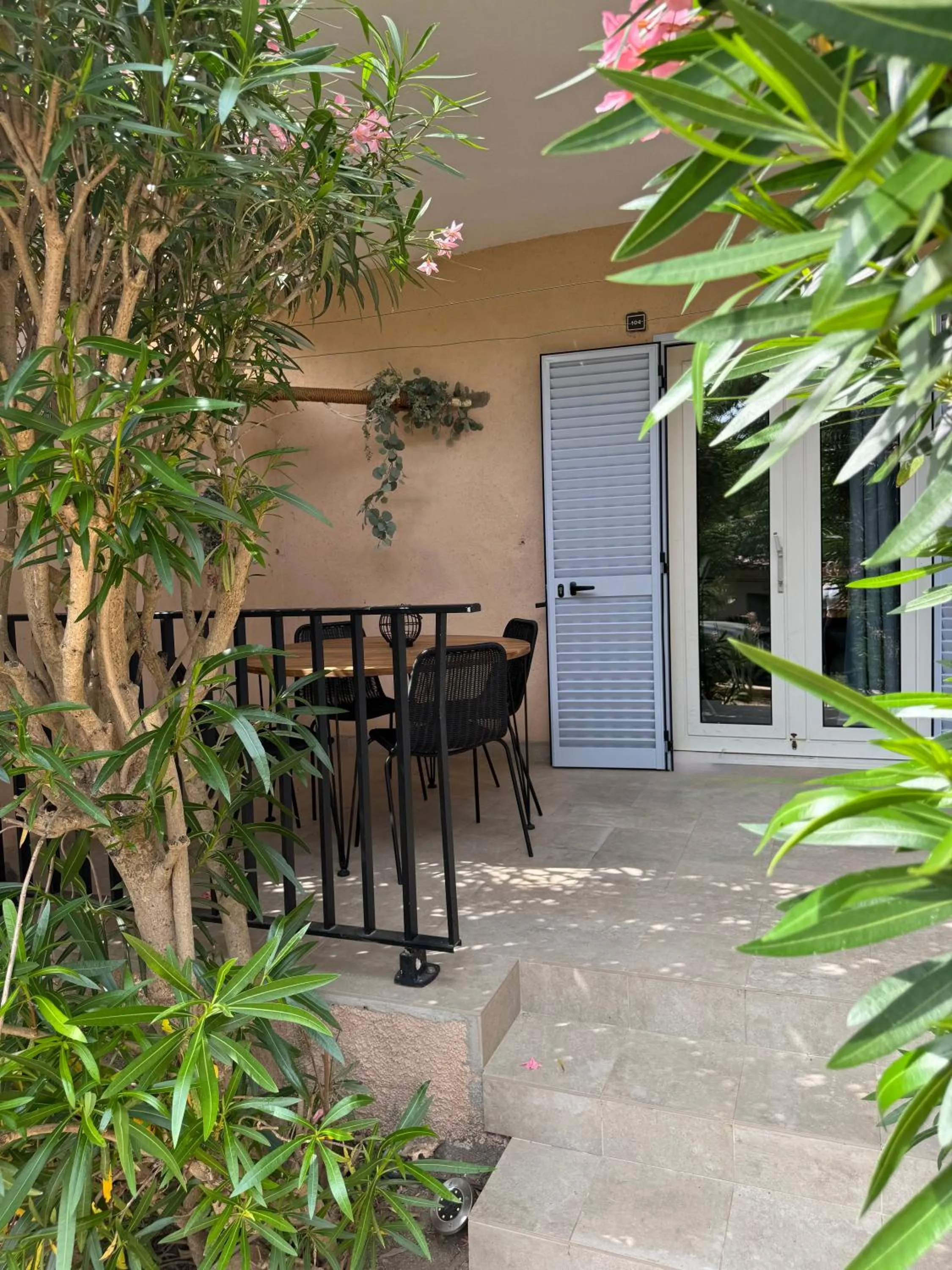 Standard One-Bedroom Apartment - single occupancy in Residence Paolina