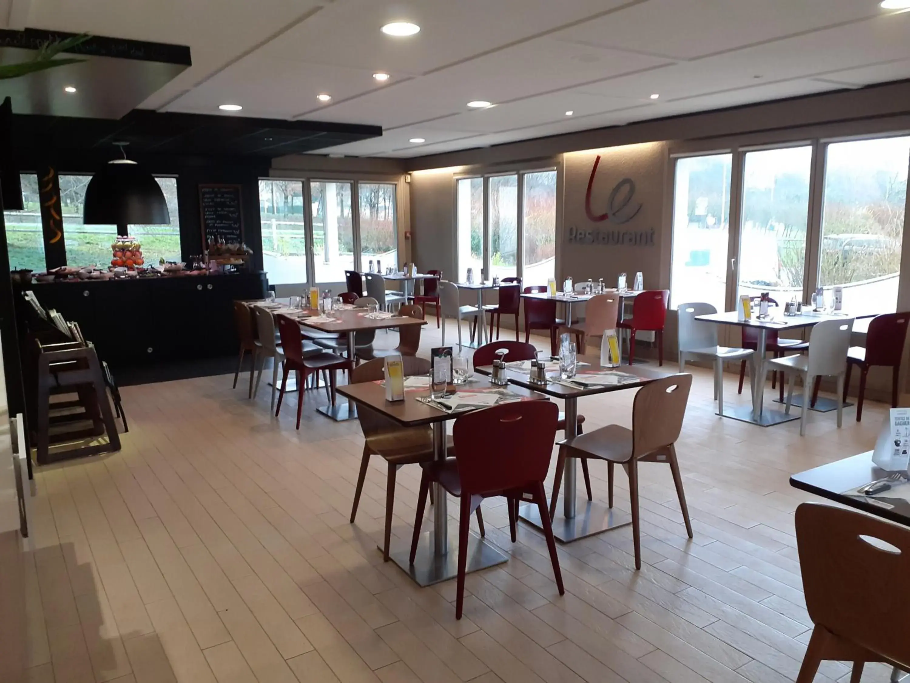 Restaurant/places to eat in Campanile Bayeux Restaurant/places to eat in Campanile Bayeux