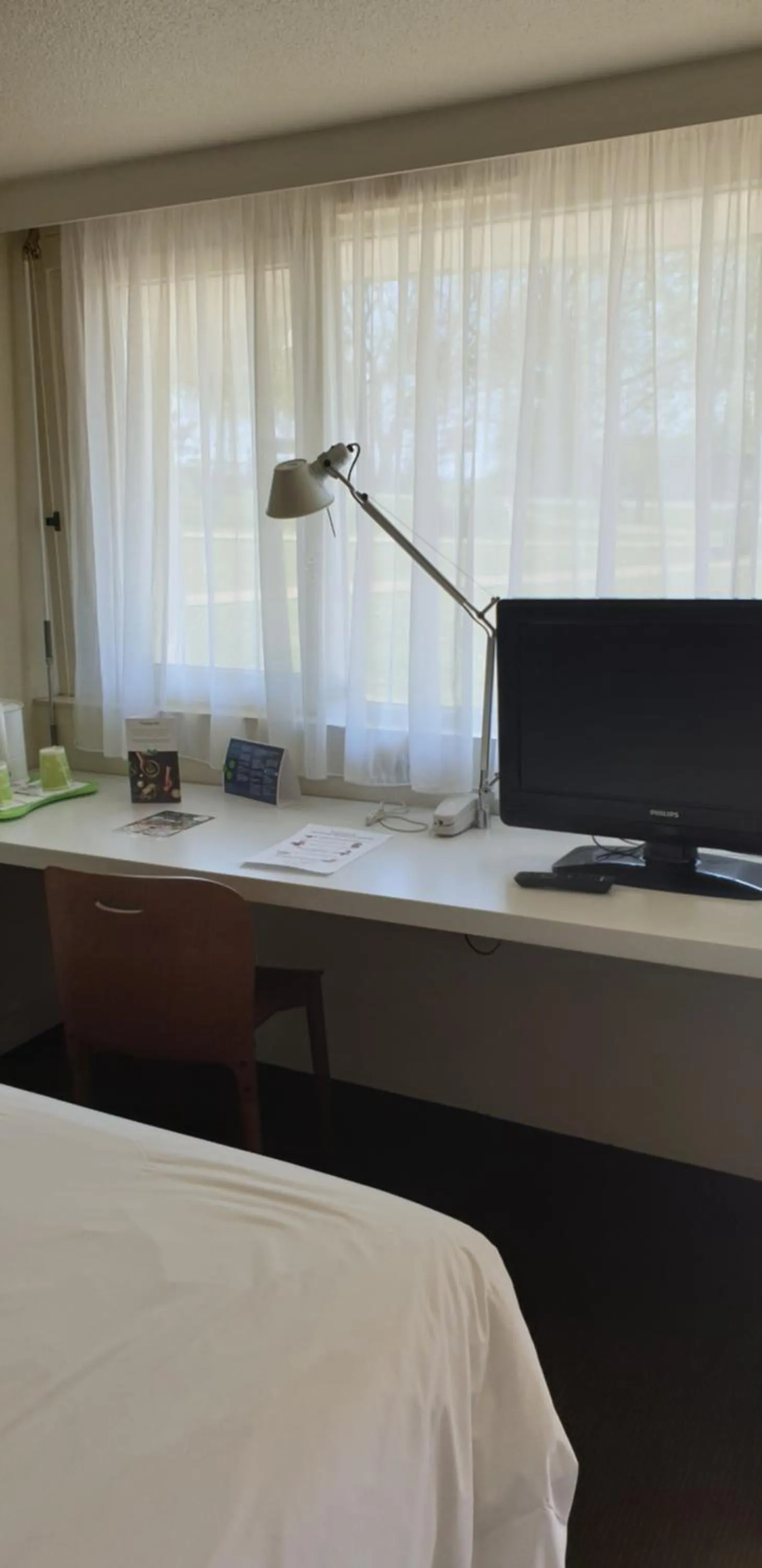 Bed in Hotel Campanile Besançon Nord Ecole Valentin