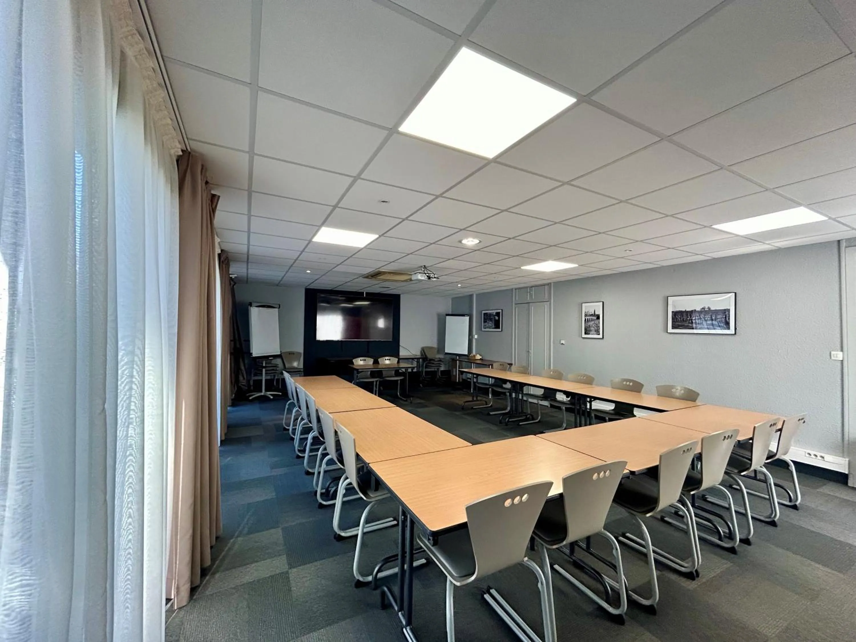 Meeting/conference room in Campanile Bordeaux Sud Hopital Haut Leveque - Pessac
