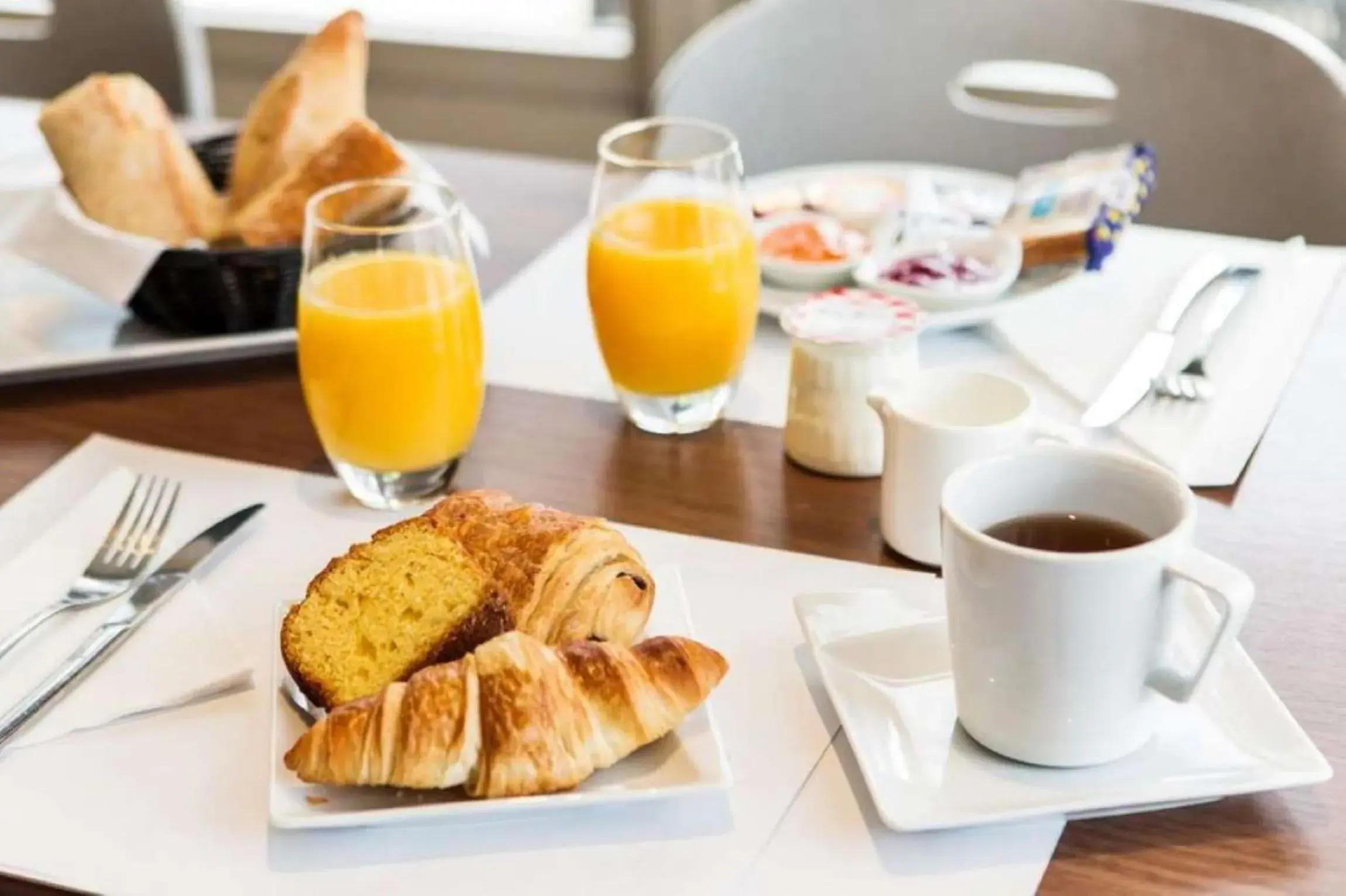 Breakfast in Campanile Bordeaux Sud Hopital Haut Leveque - Pessac Breakfast in Campanile Bordeaux Sud Hopital Haut Leveque - Pessac