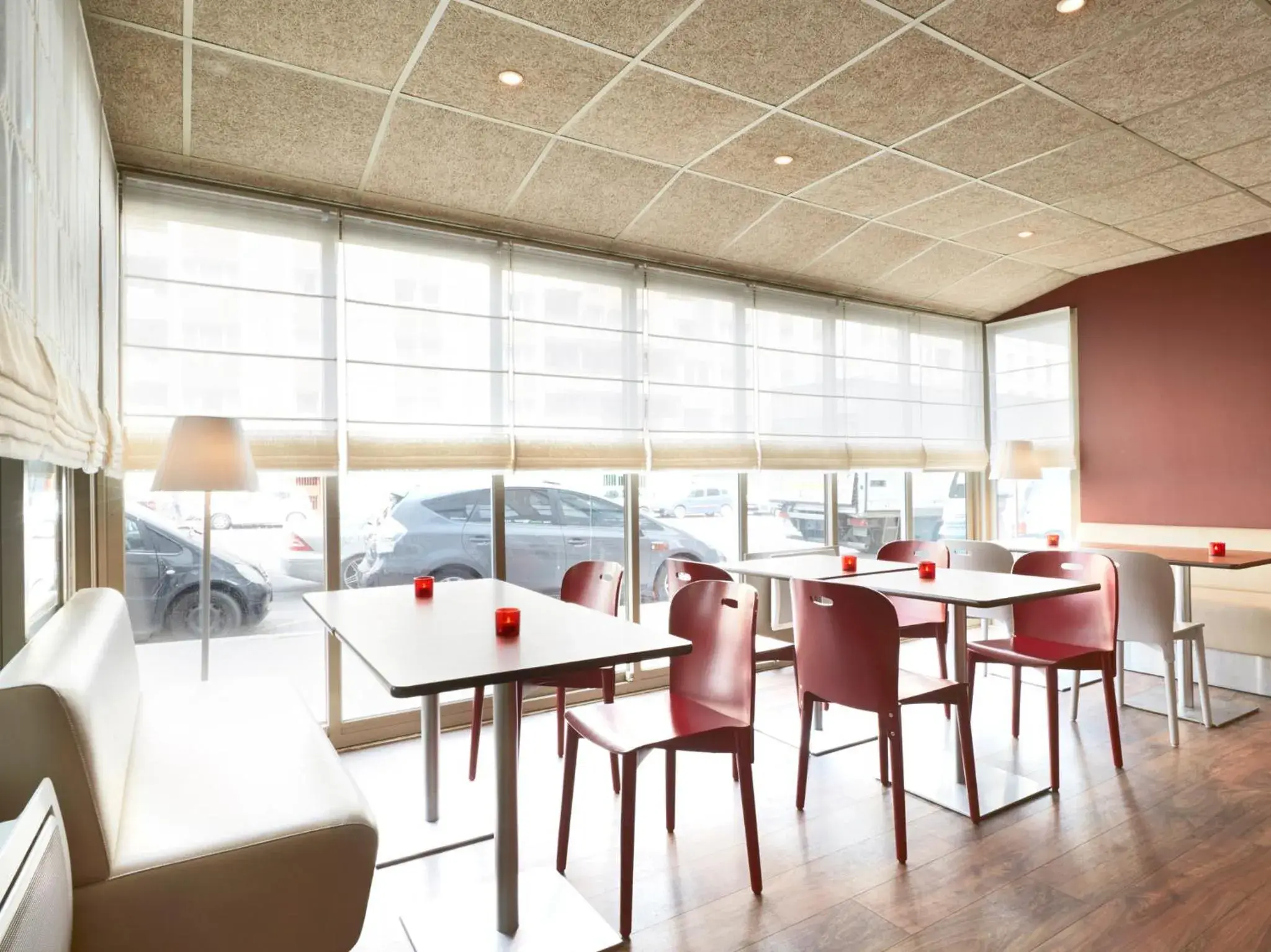 Restaurant/places to eat in Campanile Paris Est - Pantin Restaurant/places to eat in Campanile Paris Est - Pantin
