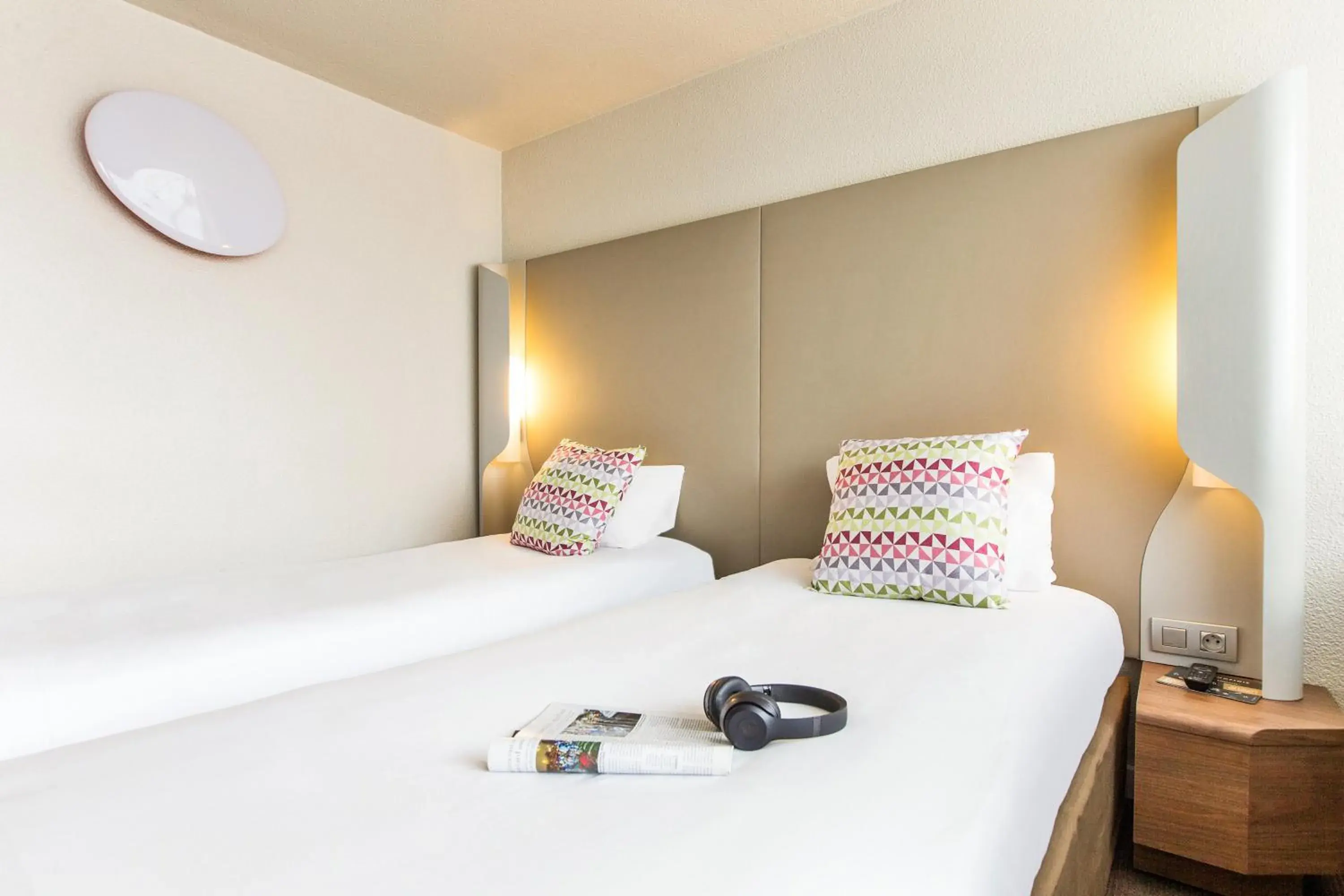 Bed in Campanile Paris Est - Pantin Bed in Campanile Paris Est - Pantin