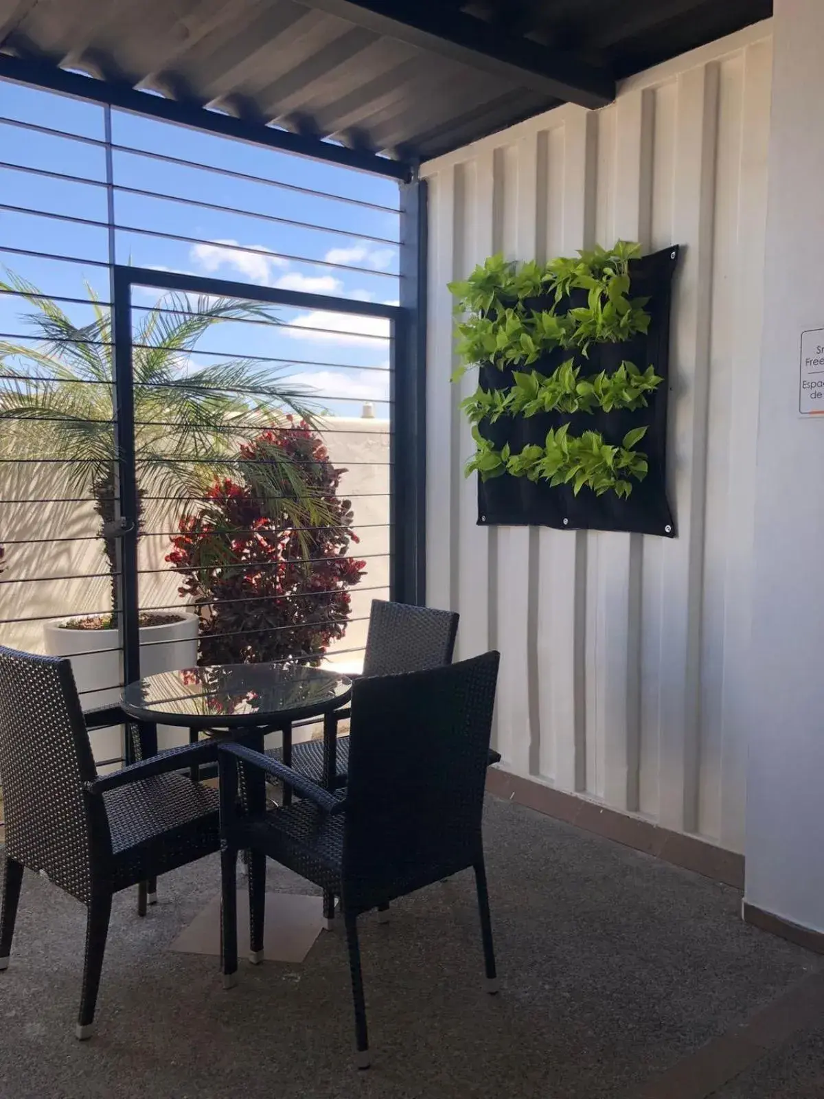 Property building in Container Inn Hotel Aeropuerto Property building in Container Inn Hotel Aeropuerto