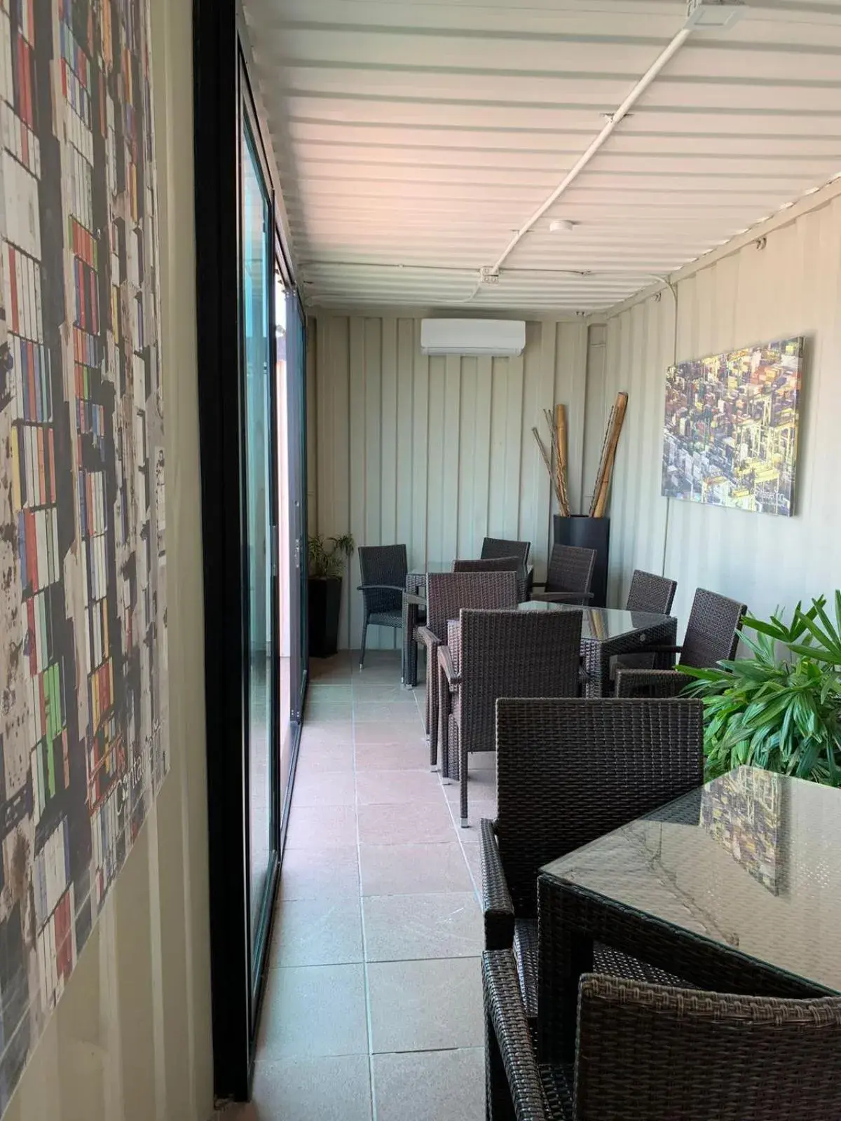 Living room in Container Inn Hotel Aeropuerto Living room in Container Inn Hotel Aeropuerto