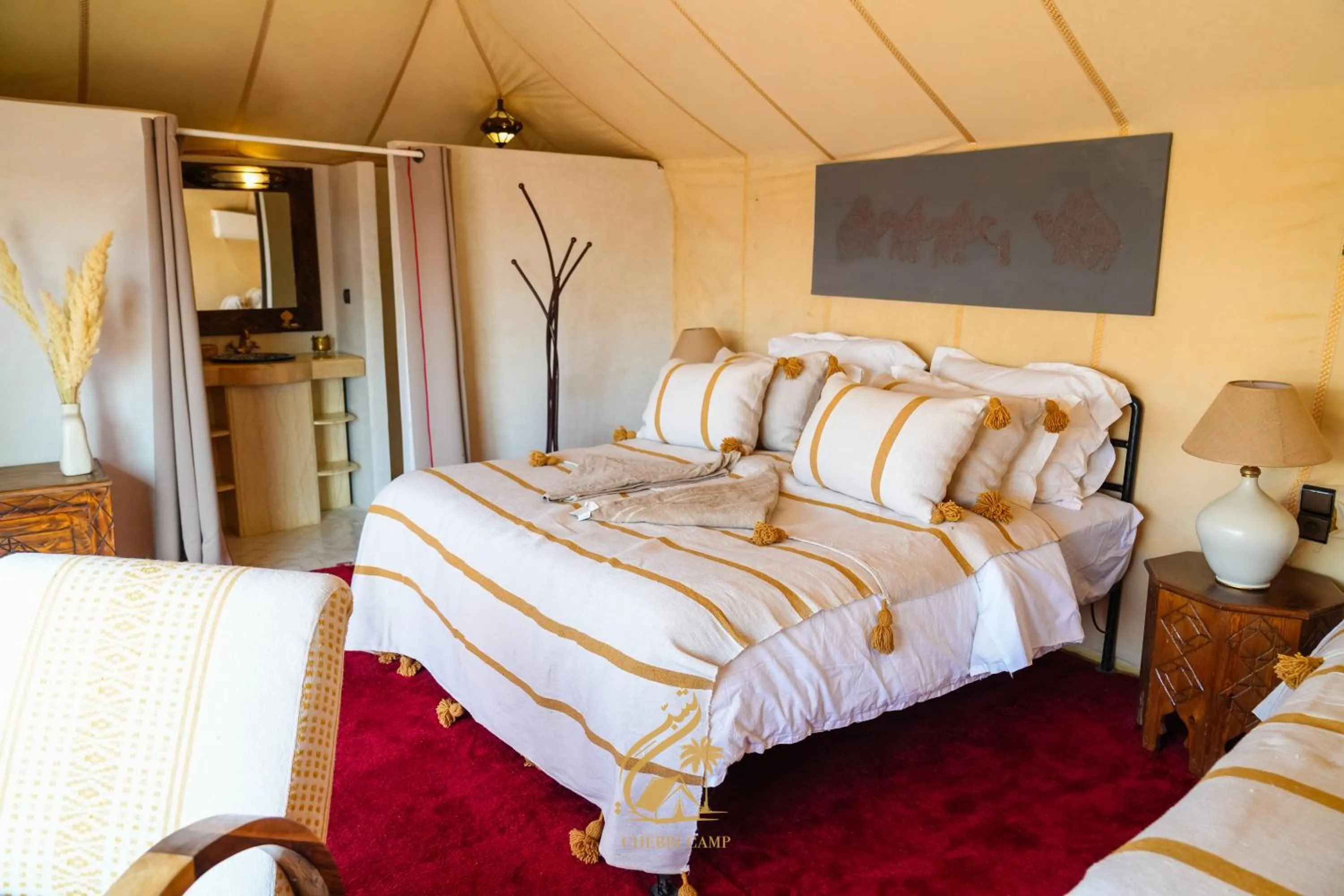 Bedroom, Bed in Luxury Camp Chebbi