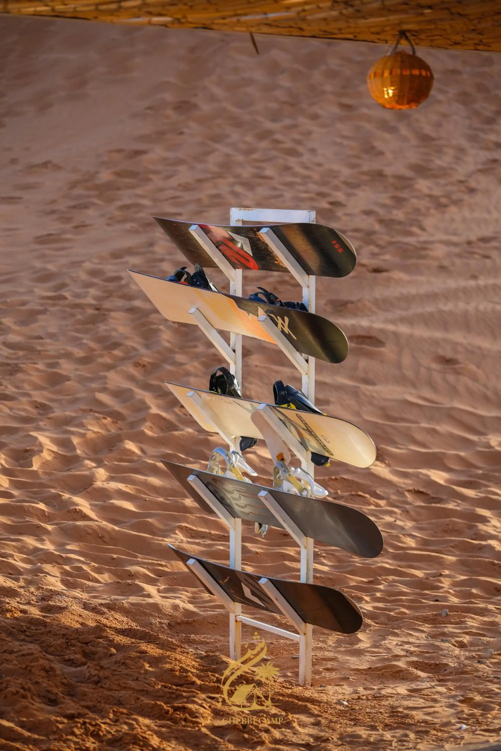 Skiing in Luxury Camp Chebbi