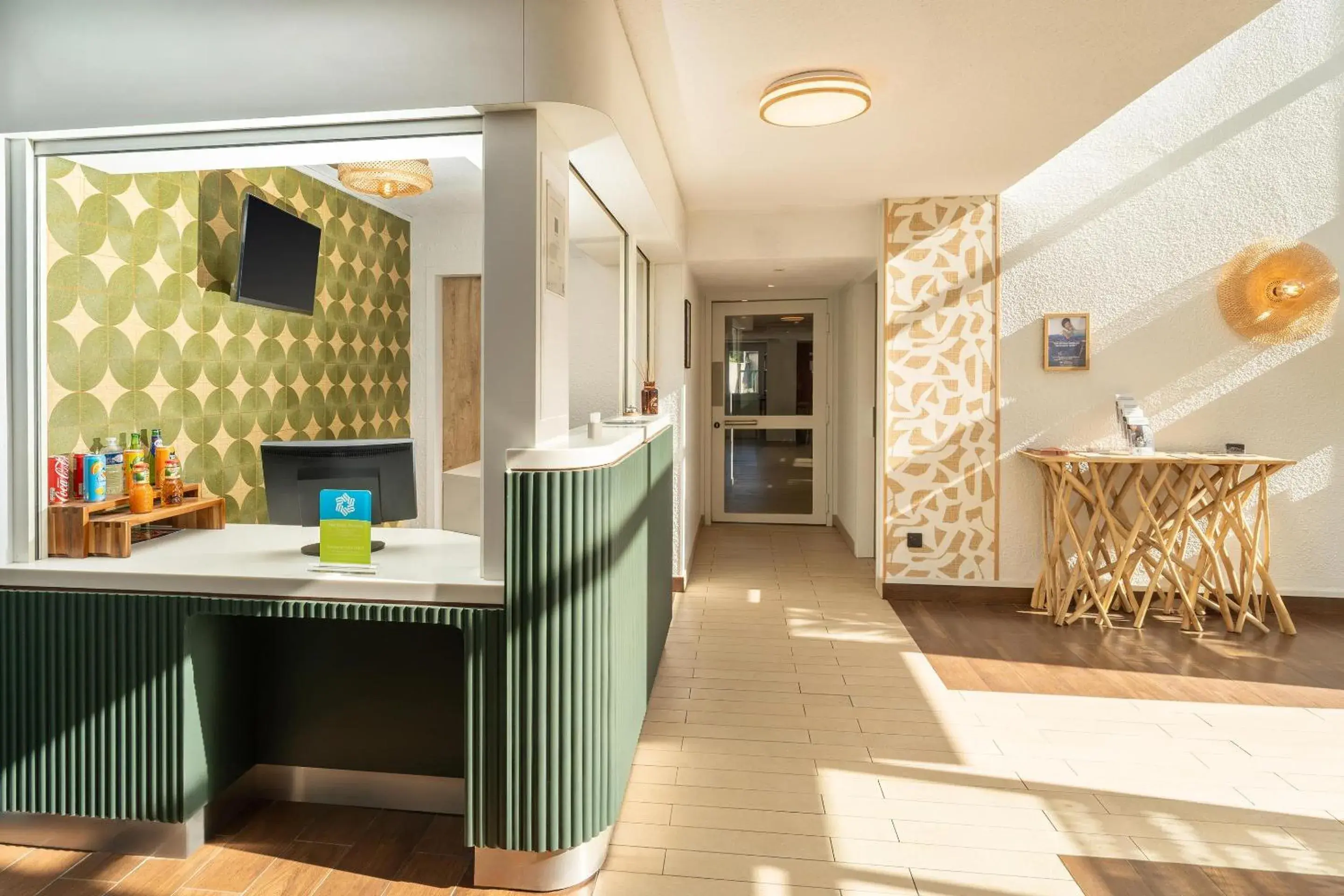 Lobby or reception in Sure Hotel by Best Western Valence Nord-Restaurant Lobby or reception in Sure Hotel by Best Western Valence Nord-Restaurant