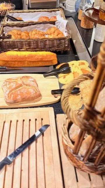 Breakfast in Kyriad Blois Sud - Vineuil