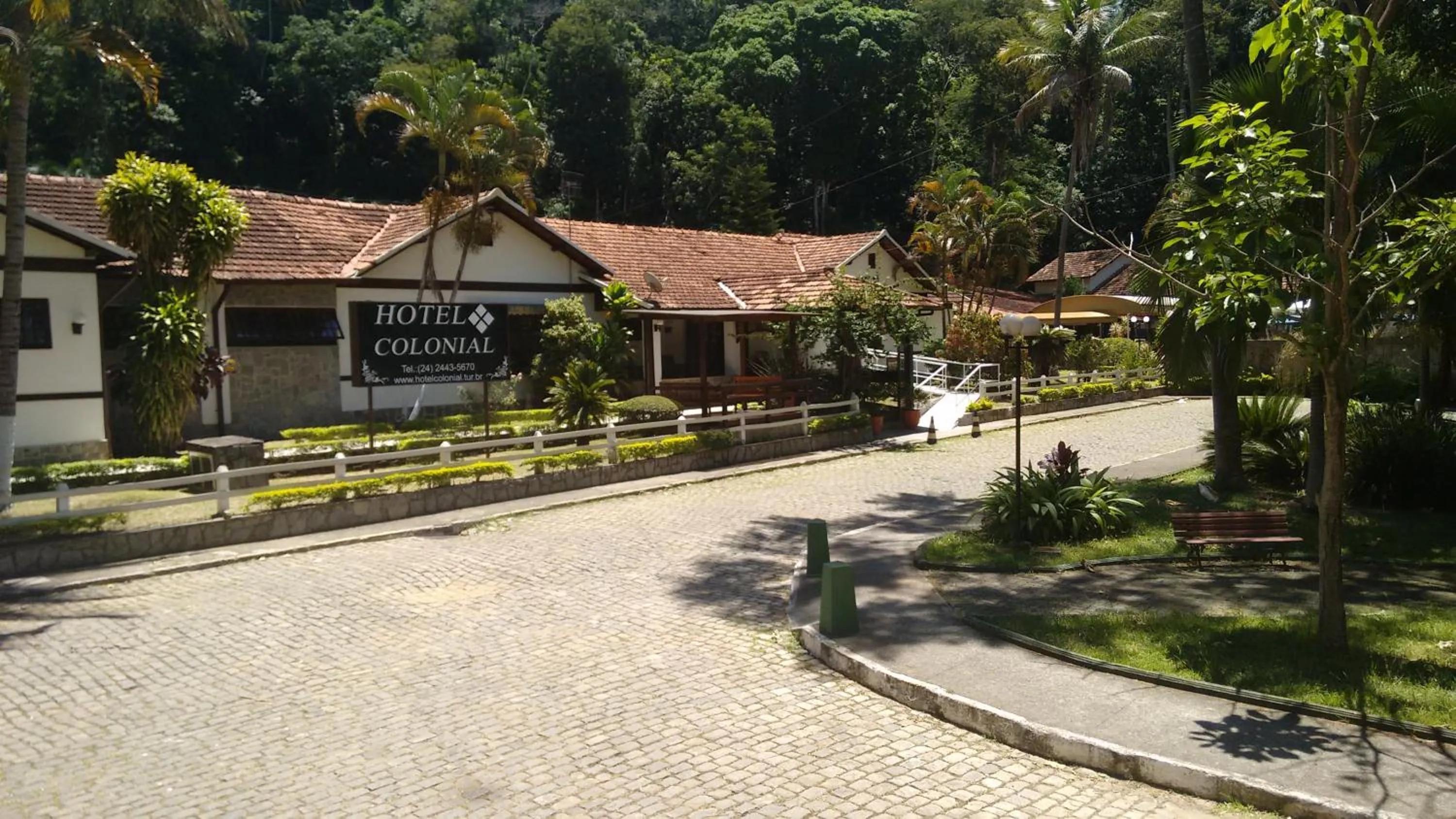 Facade/entrance in Hotel Colonial