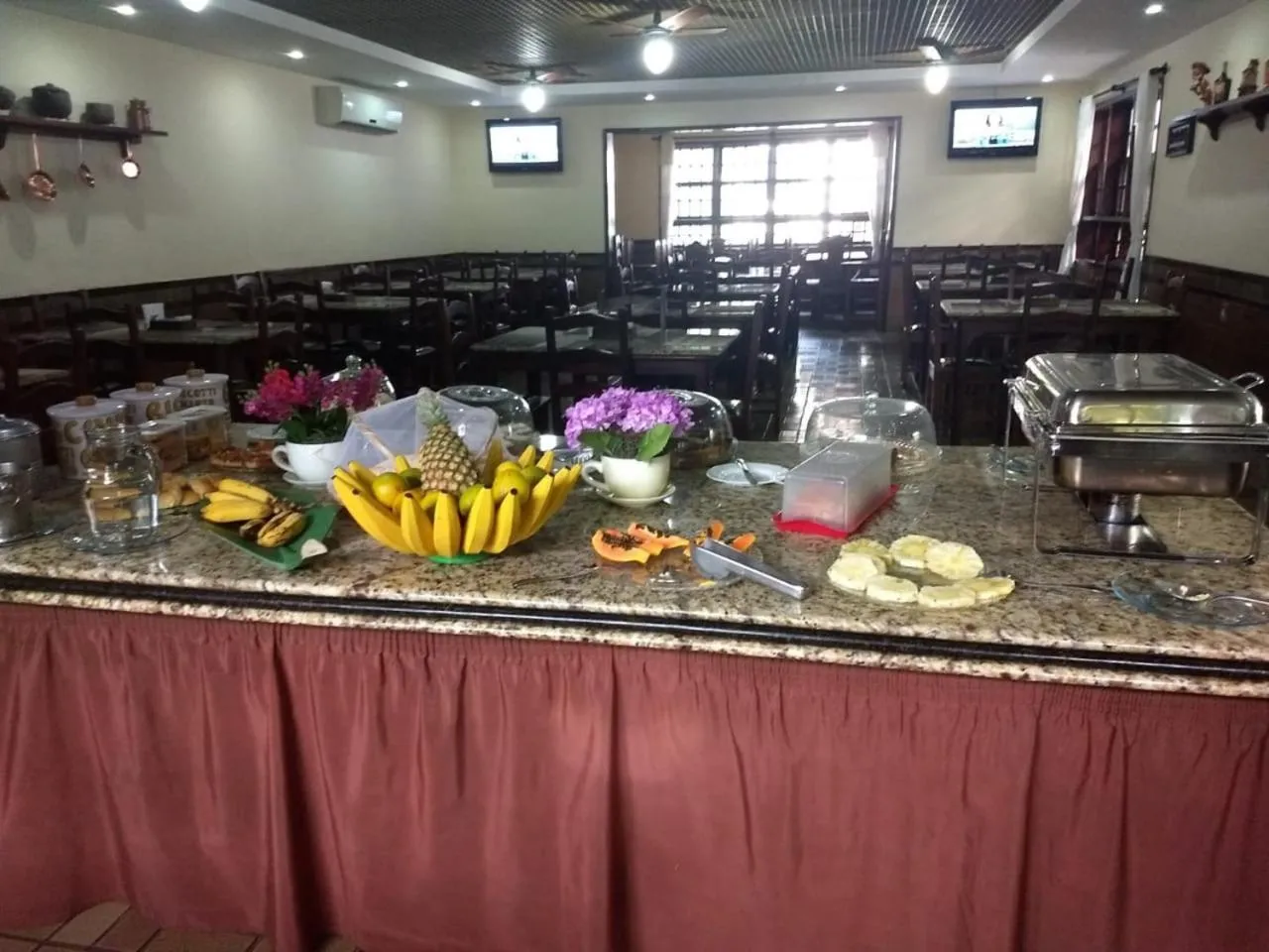 Breakfast in Hotel Colonial