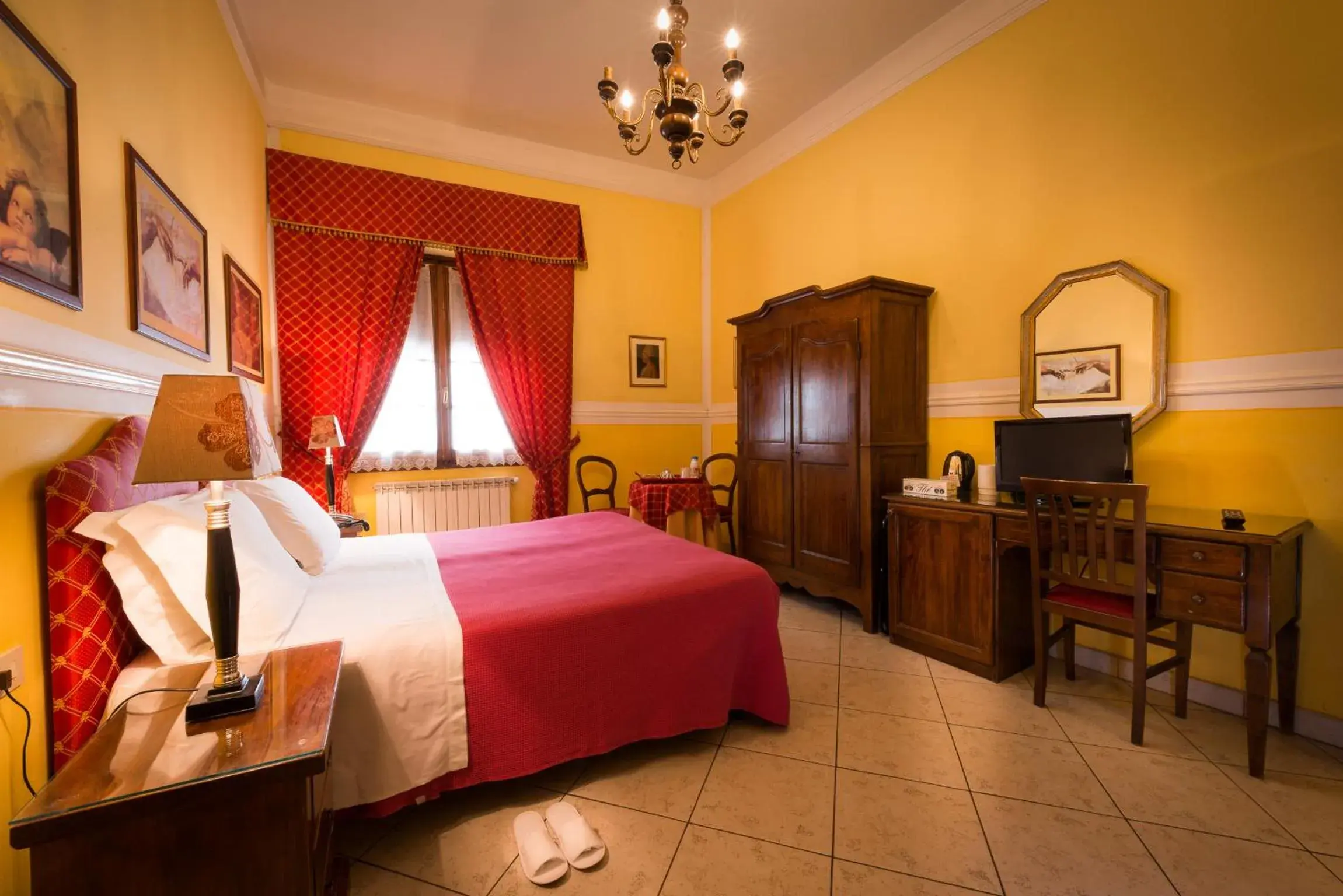 Double Room in B&B Old Florence Inn Double Room in B&B Old Florence Inn