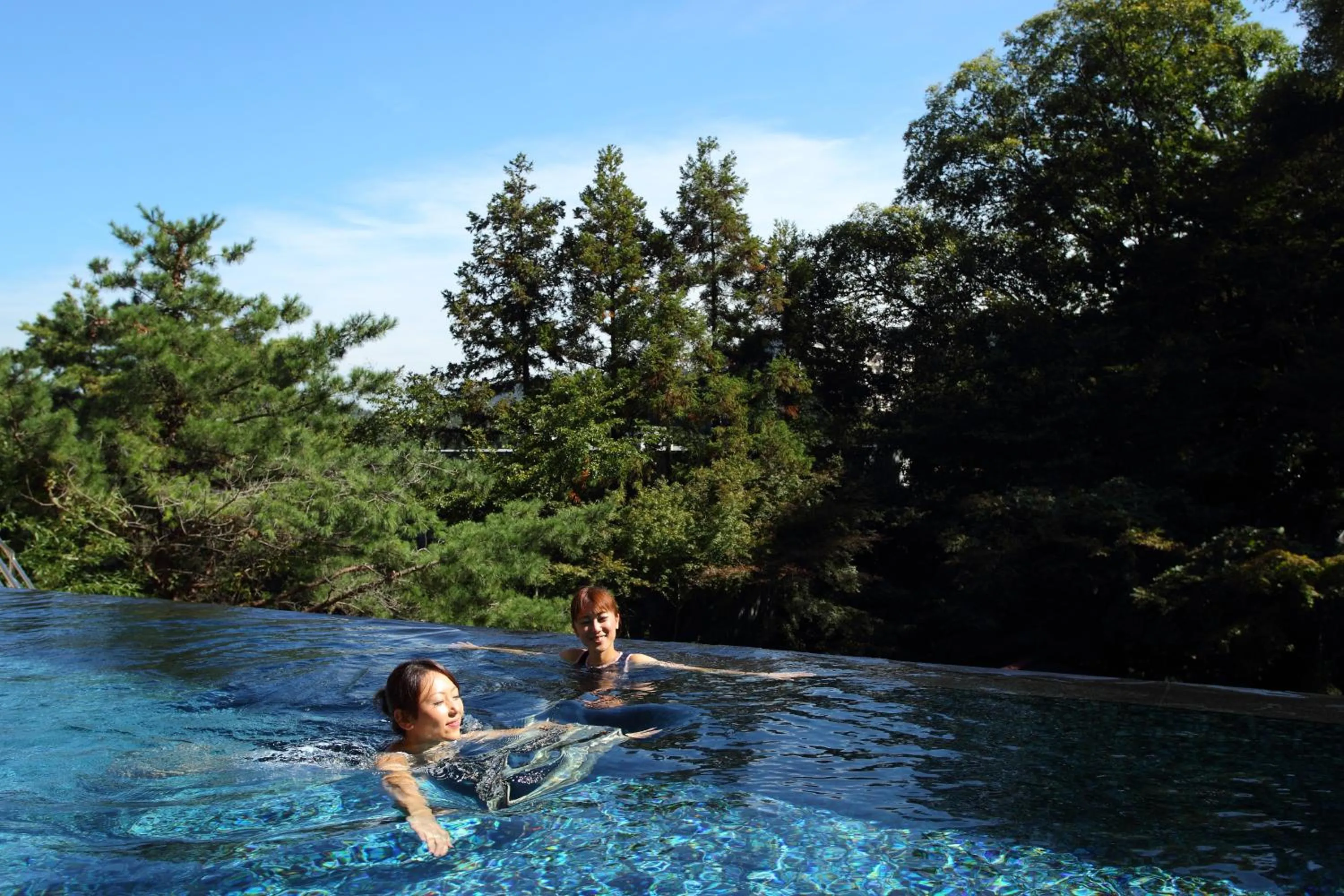 Swimming pool in Arima Grand Hotel