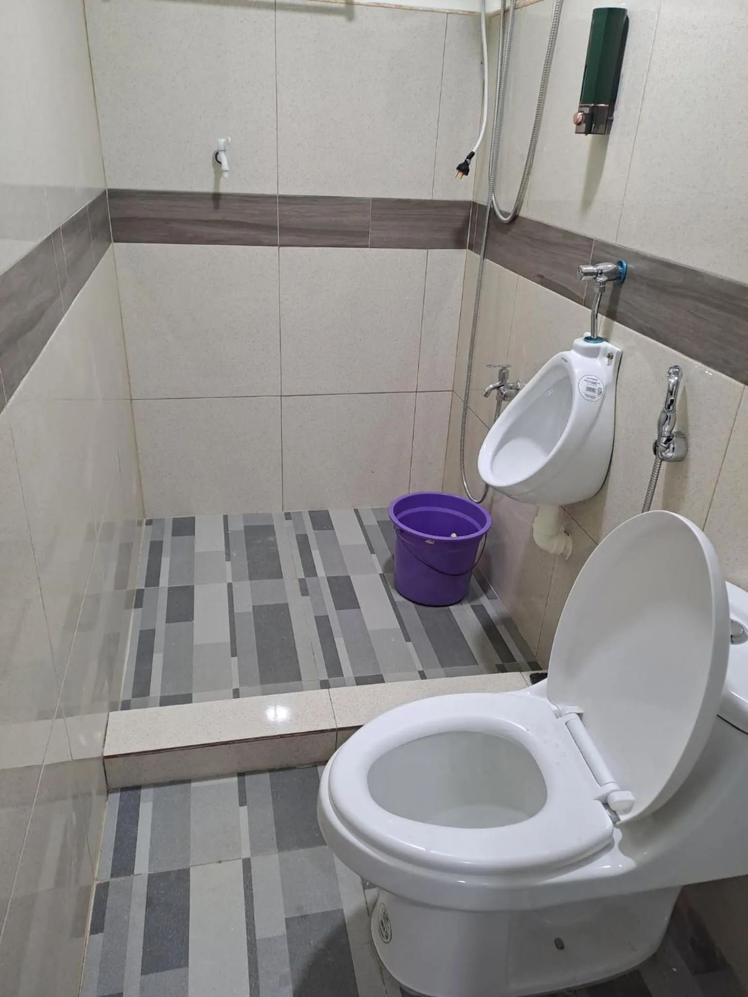 Toilet in Dalinda's Homestay