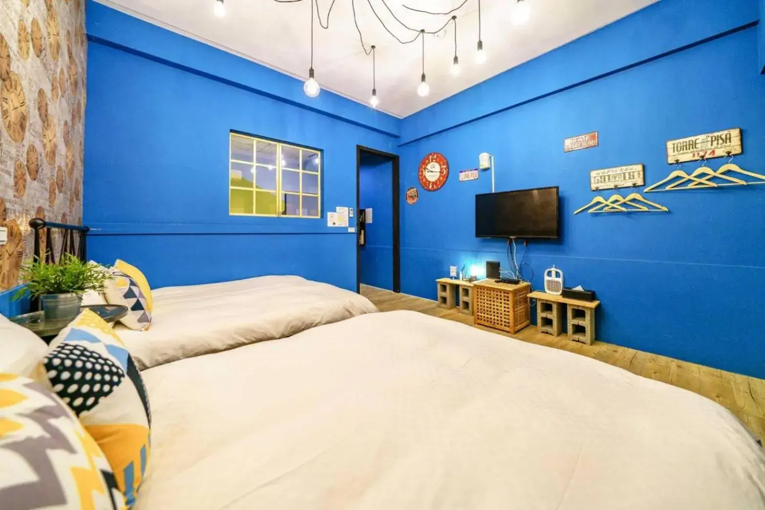 Quadruple Room with Bath in Tainan Little Day Quadruple Room with Bath in Tainan Little Day