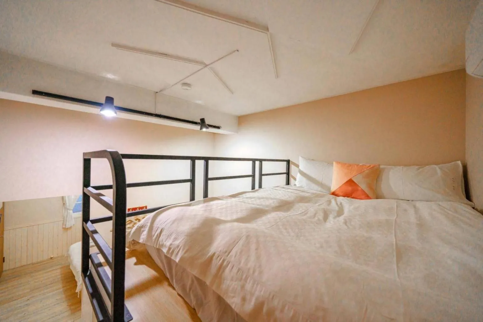 Bed in Tainan Little Day