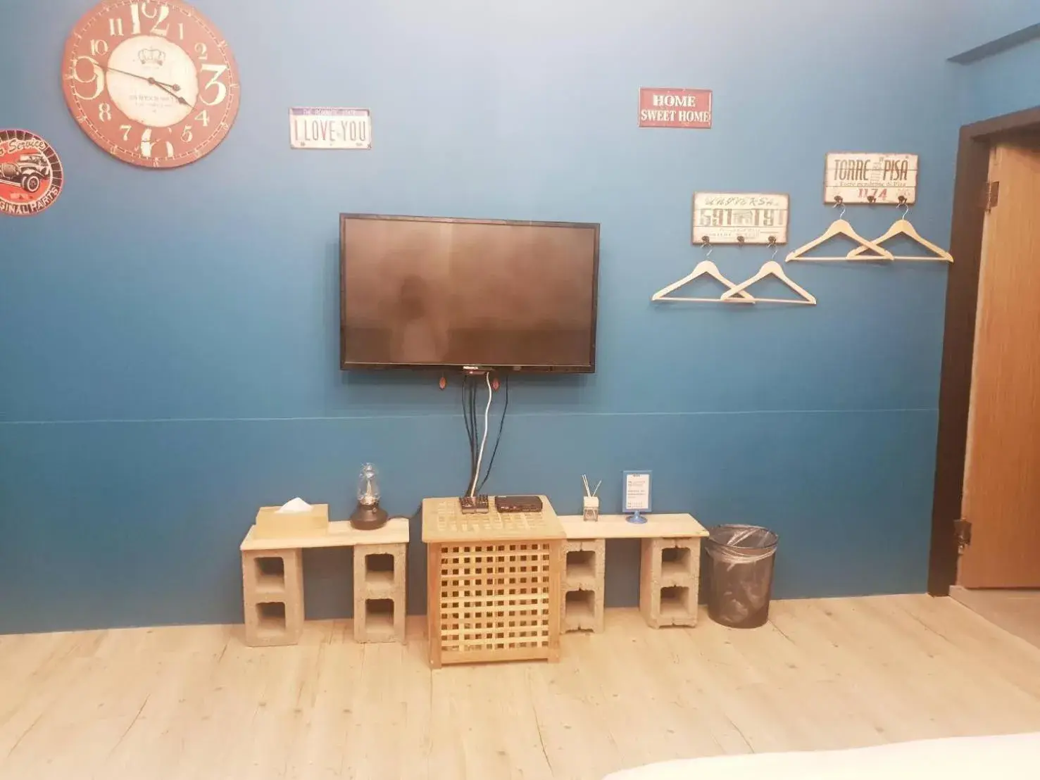 TV and multimedia in Tainan Little Day TV and multimedia in Tainan Little Day