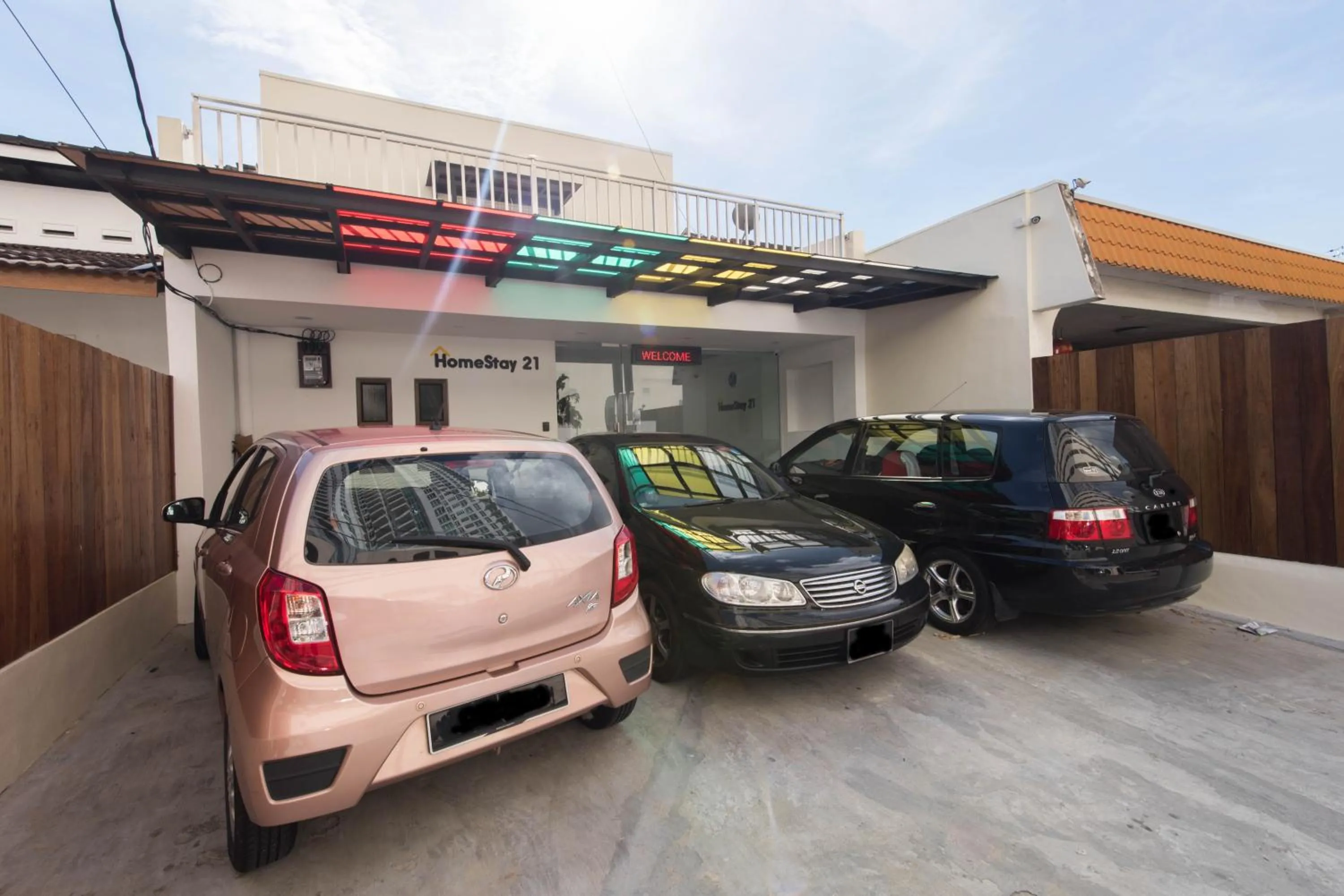 Property building in HomeStay 21 Hotel