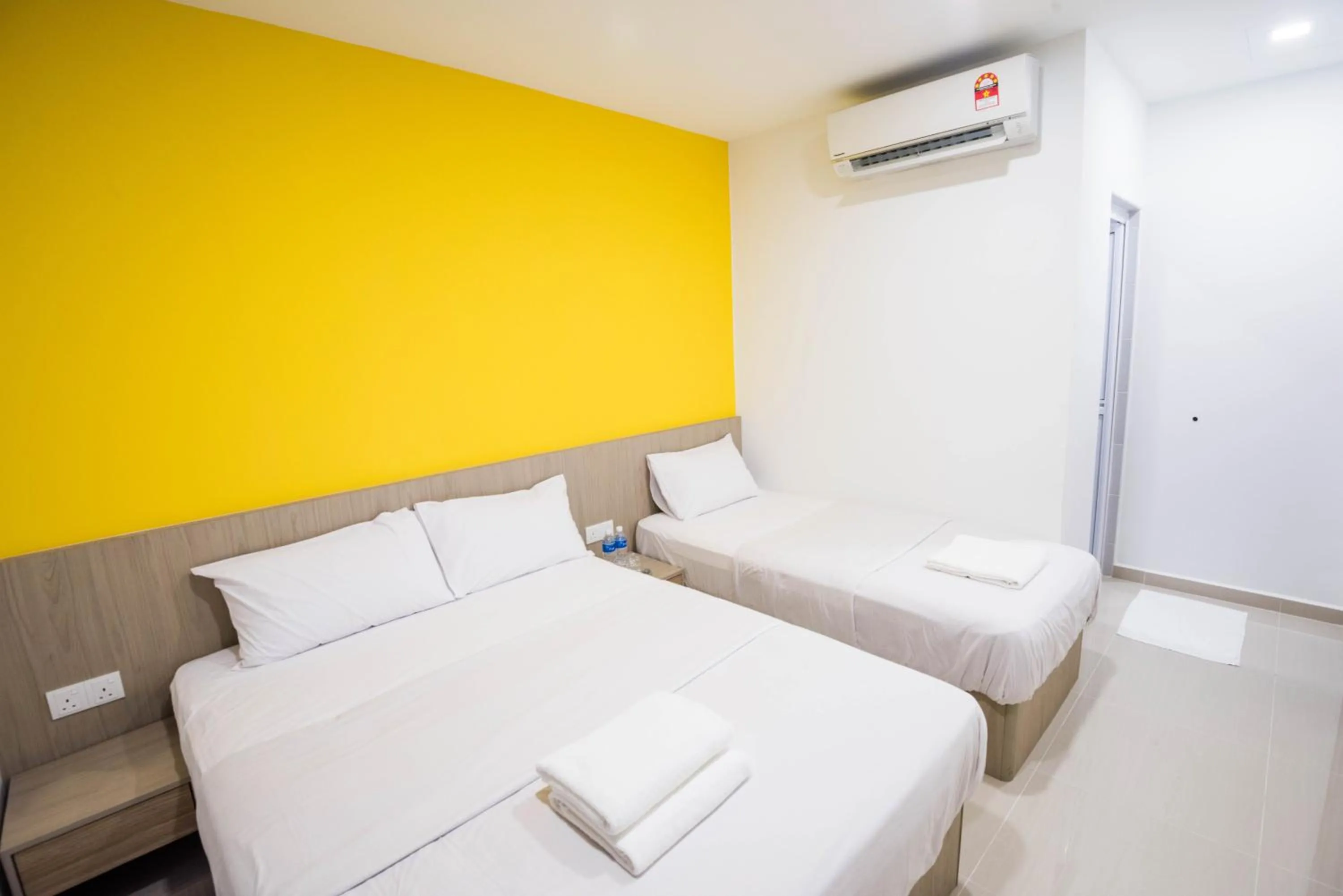 Bed in HomeStay 21 Hotel