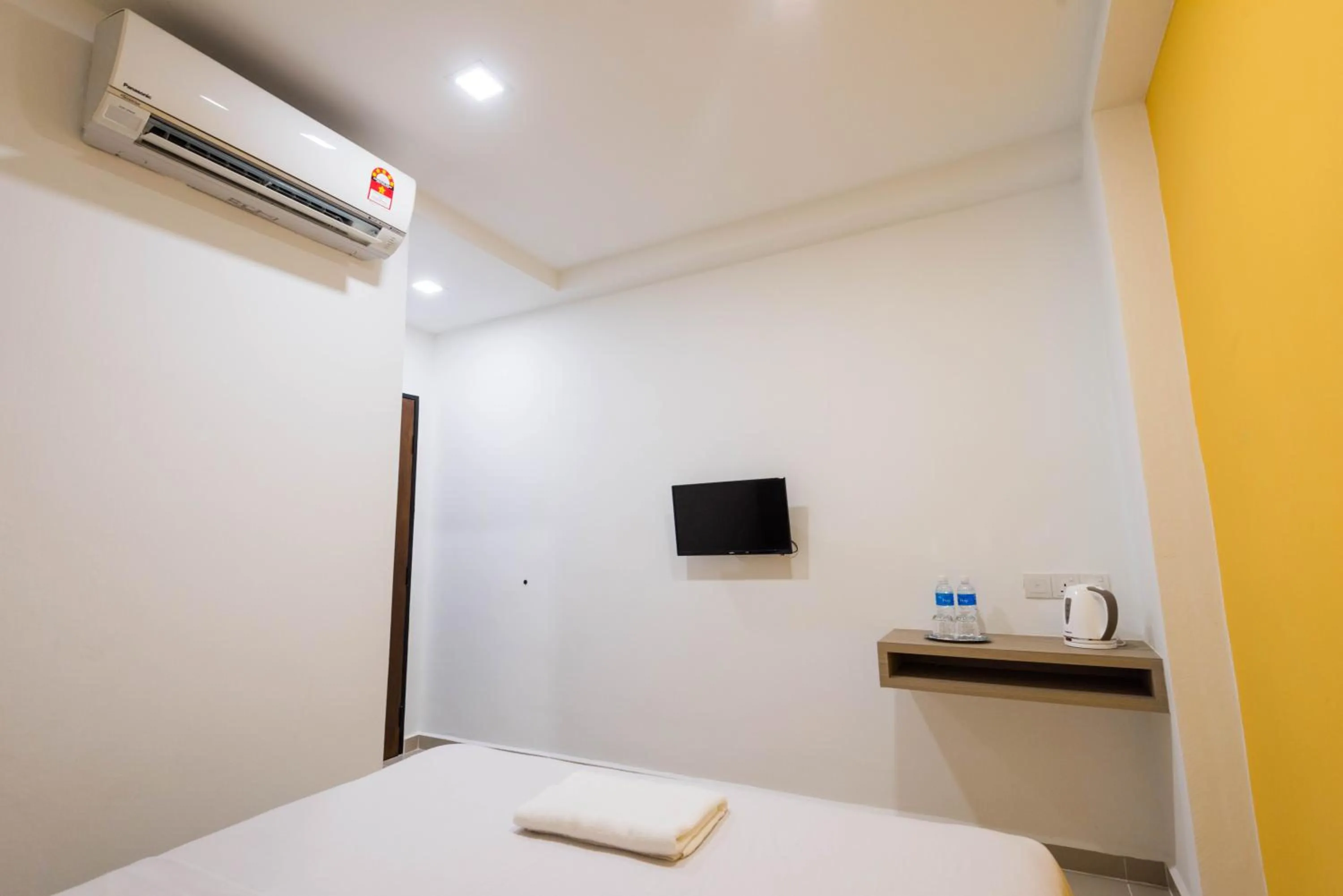 Bed in HomeStay 21 Hotel