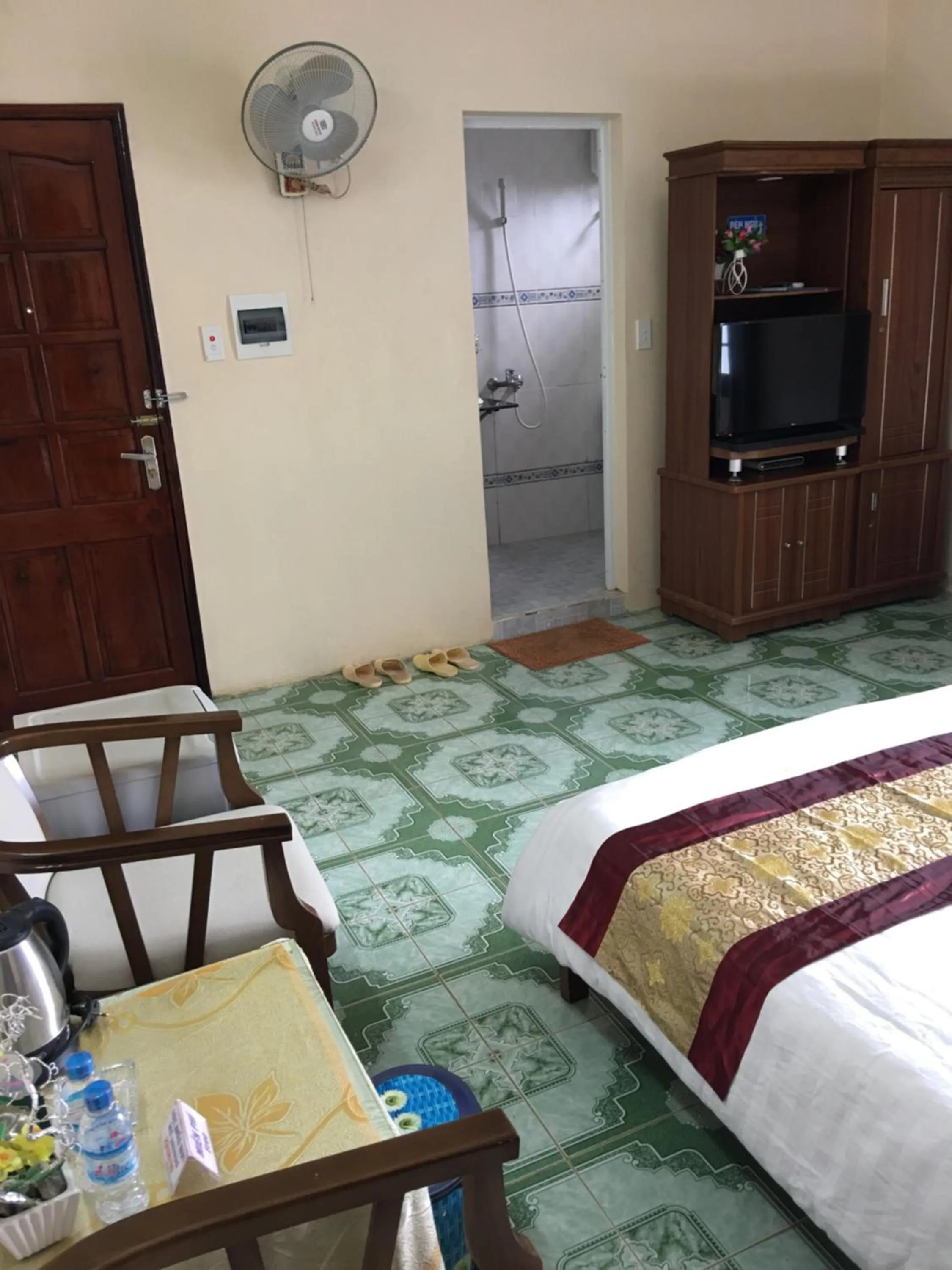 Bed in Hoang Ngoc Hotel