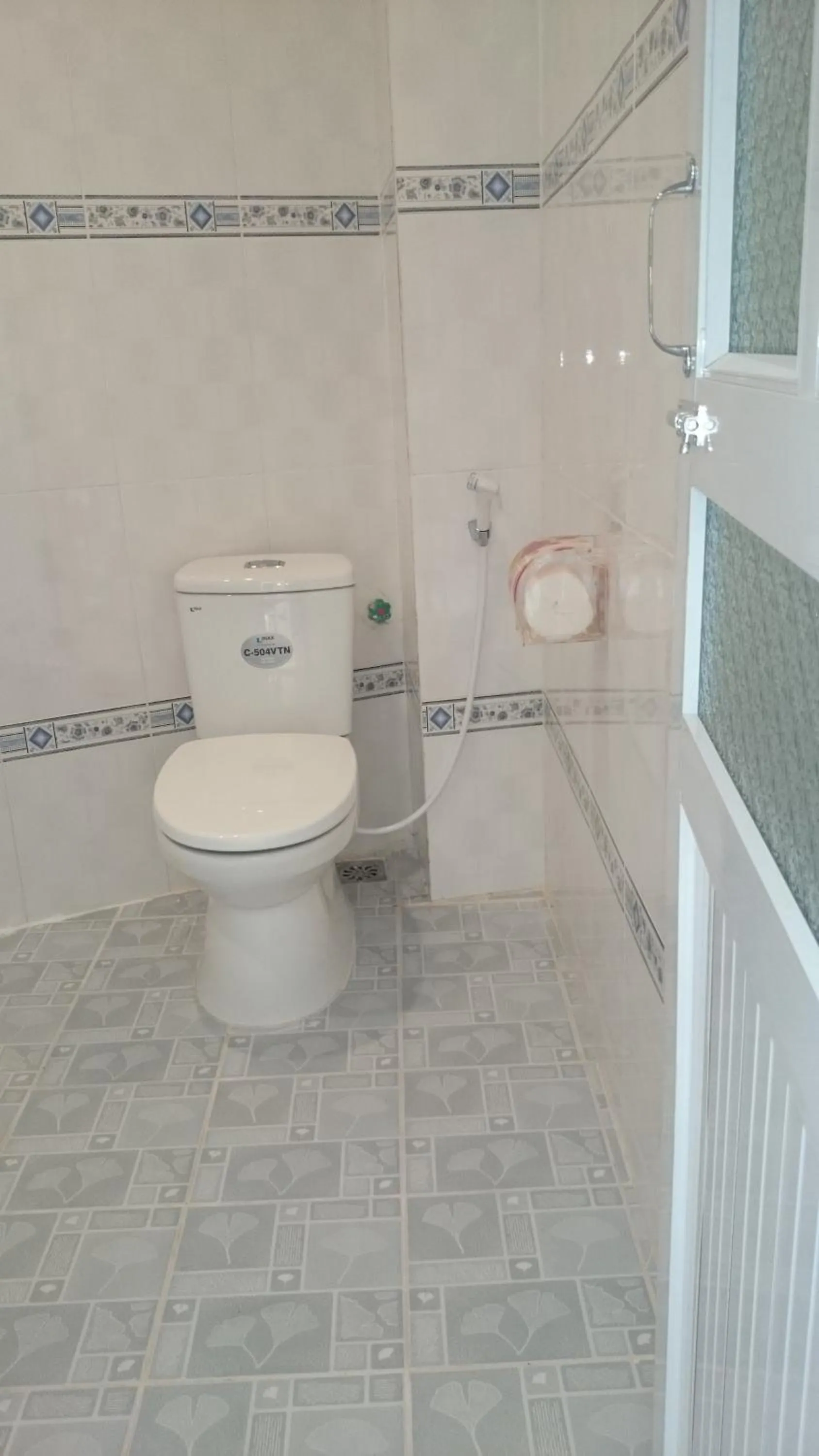 Toilet in Hoang Ngoc Hotel