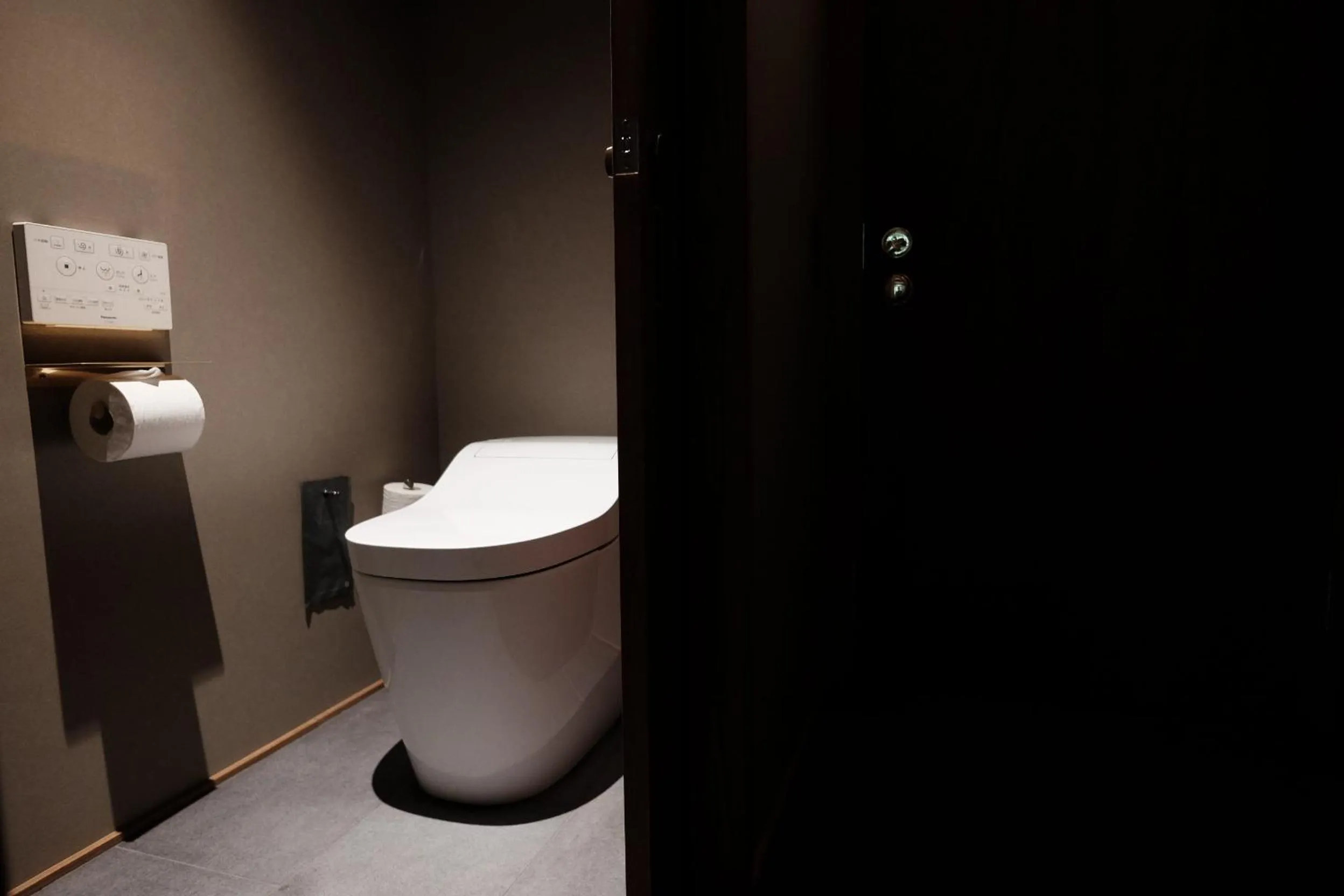 Toilet in Kobayashiya -Kinosaki Onsen-