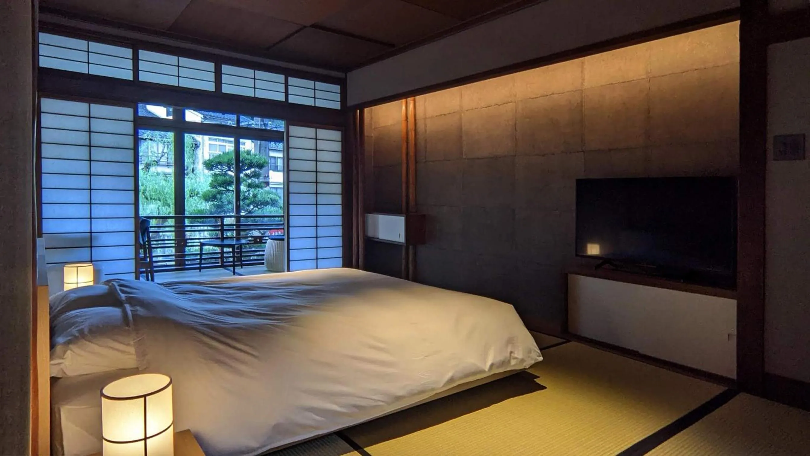 Bed in Kobayashiya -Kinosaki Onsen-