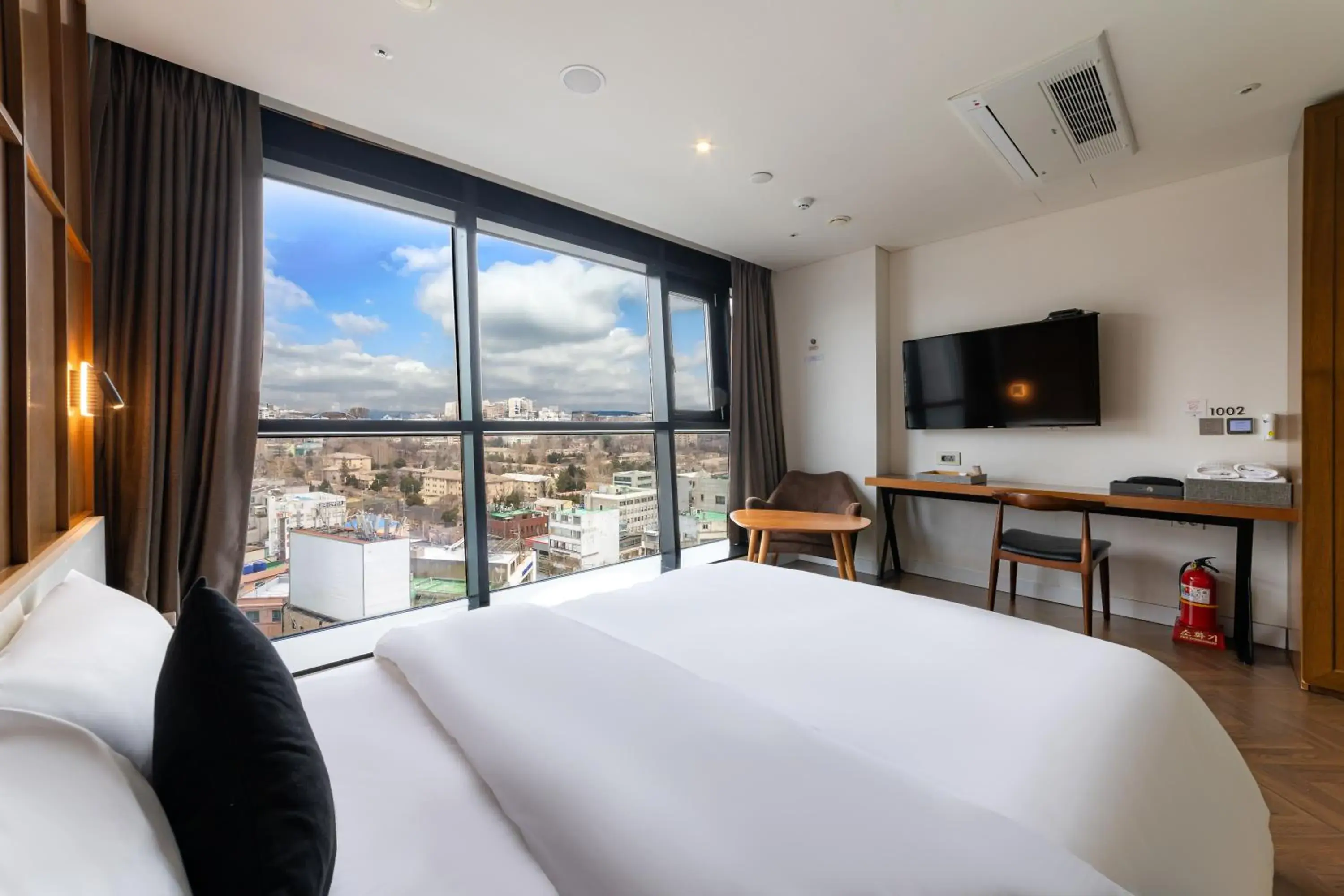 Bed in Hotel The Designers Seoul Station Bed in Hotel The Designers Seoul Station