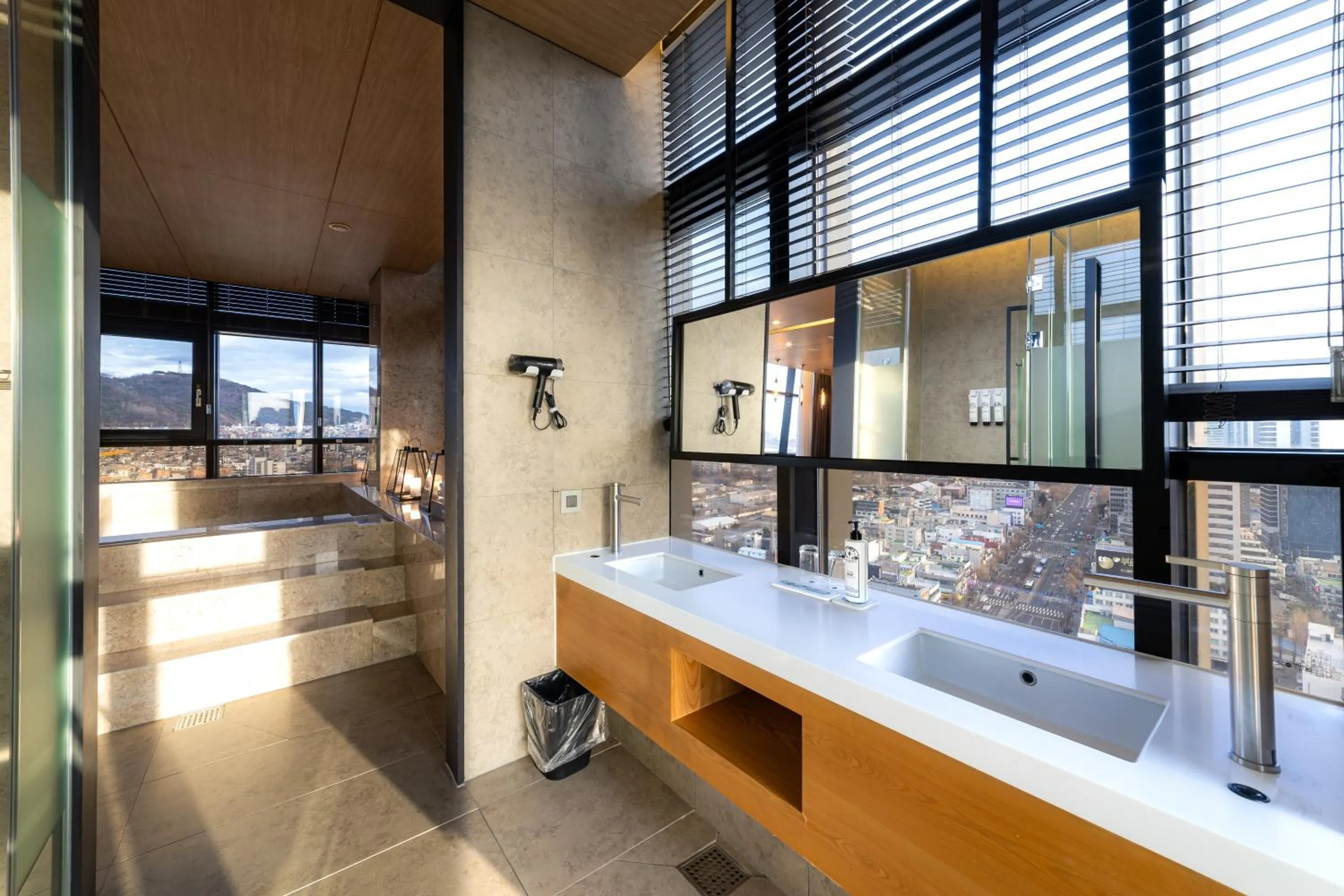 Hotel The Designers Seoul Station