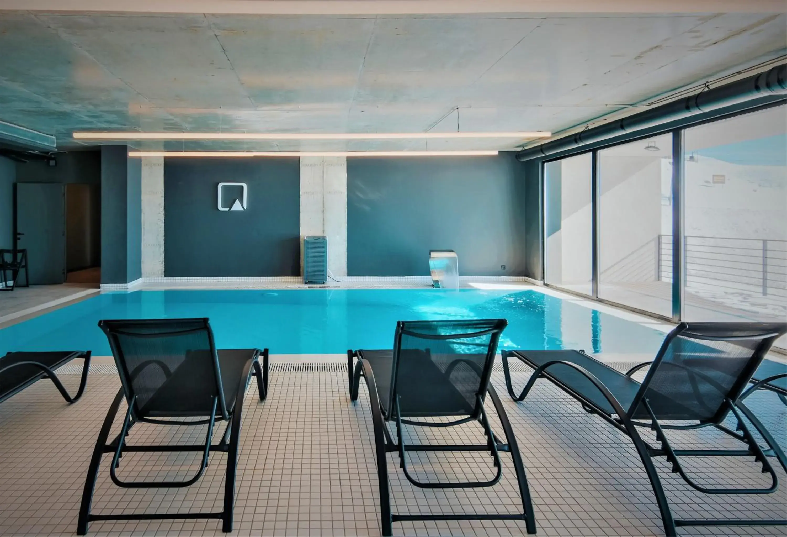 Swimming pool in Quadrum Hotel Swimming pool in Quadrum Hotel