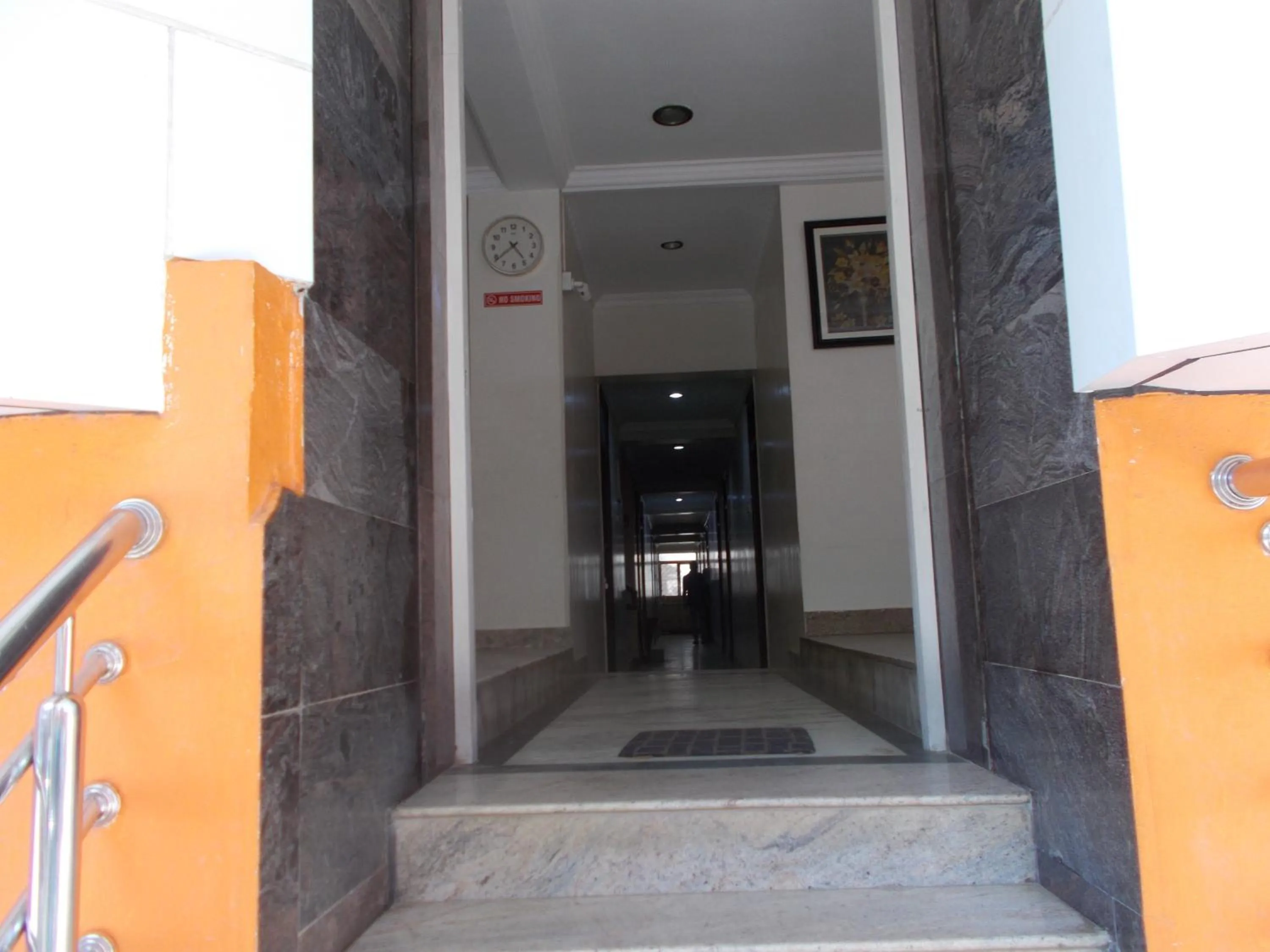 Facade/entrance in Hotel Embassy