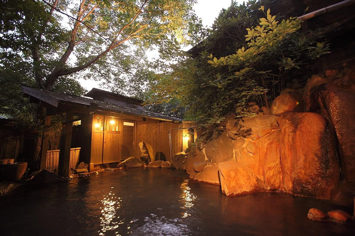 Hot Spring Bath in Ryokan Yamanoyu