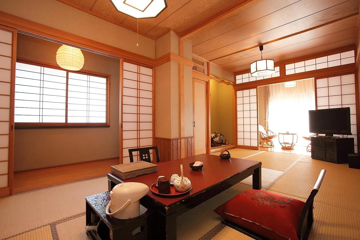 Photo of the whole room in Ryokan Yamanoyu