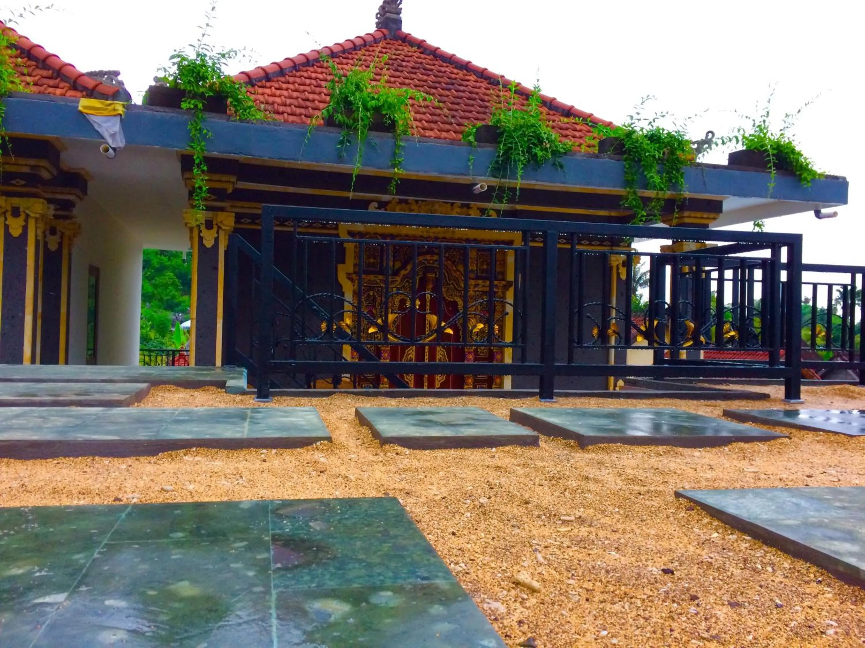 Area and facilities in Amed Romance House