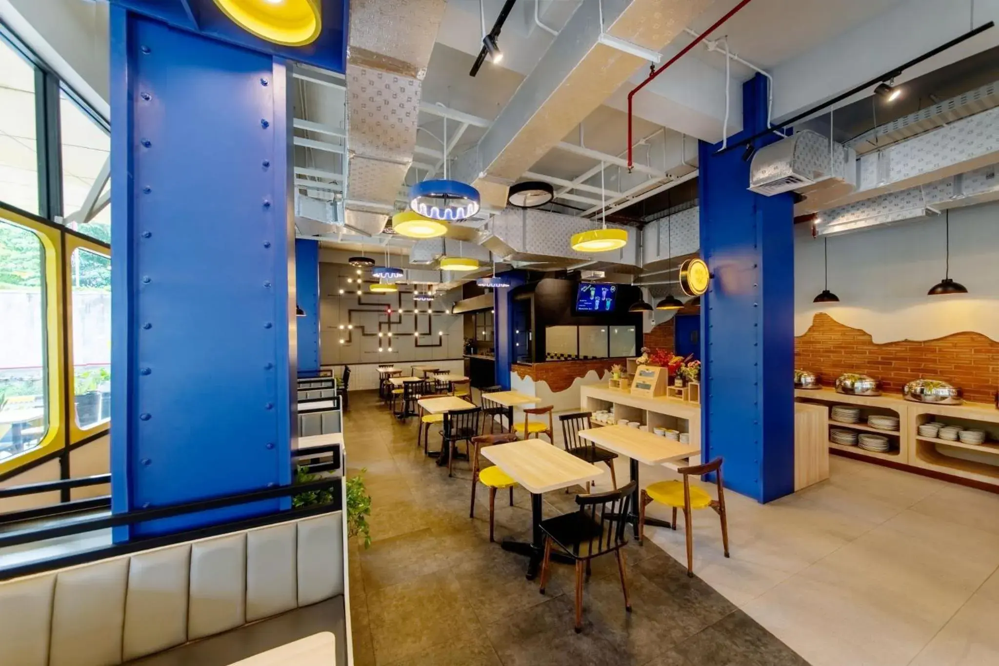 Restaurant/places to eat in Yello Hotel Manggarai Restaurant/places to eat in Yello Hotel Manggarai