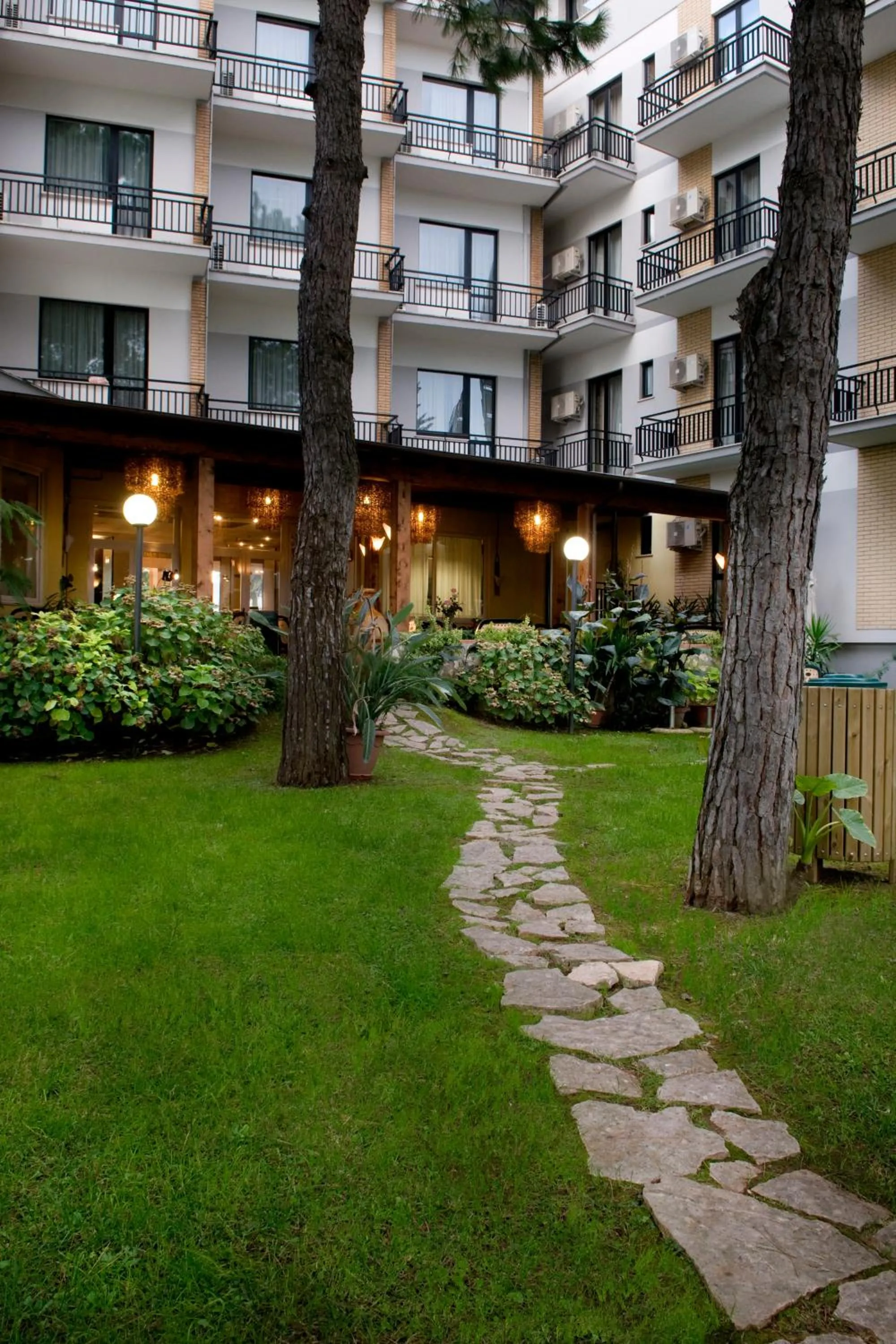 Garden in Park Hotel