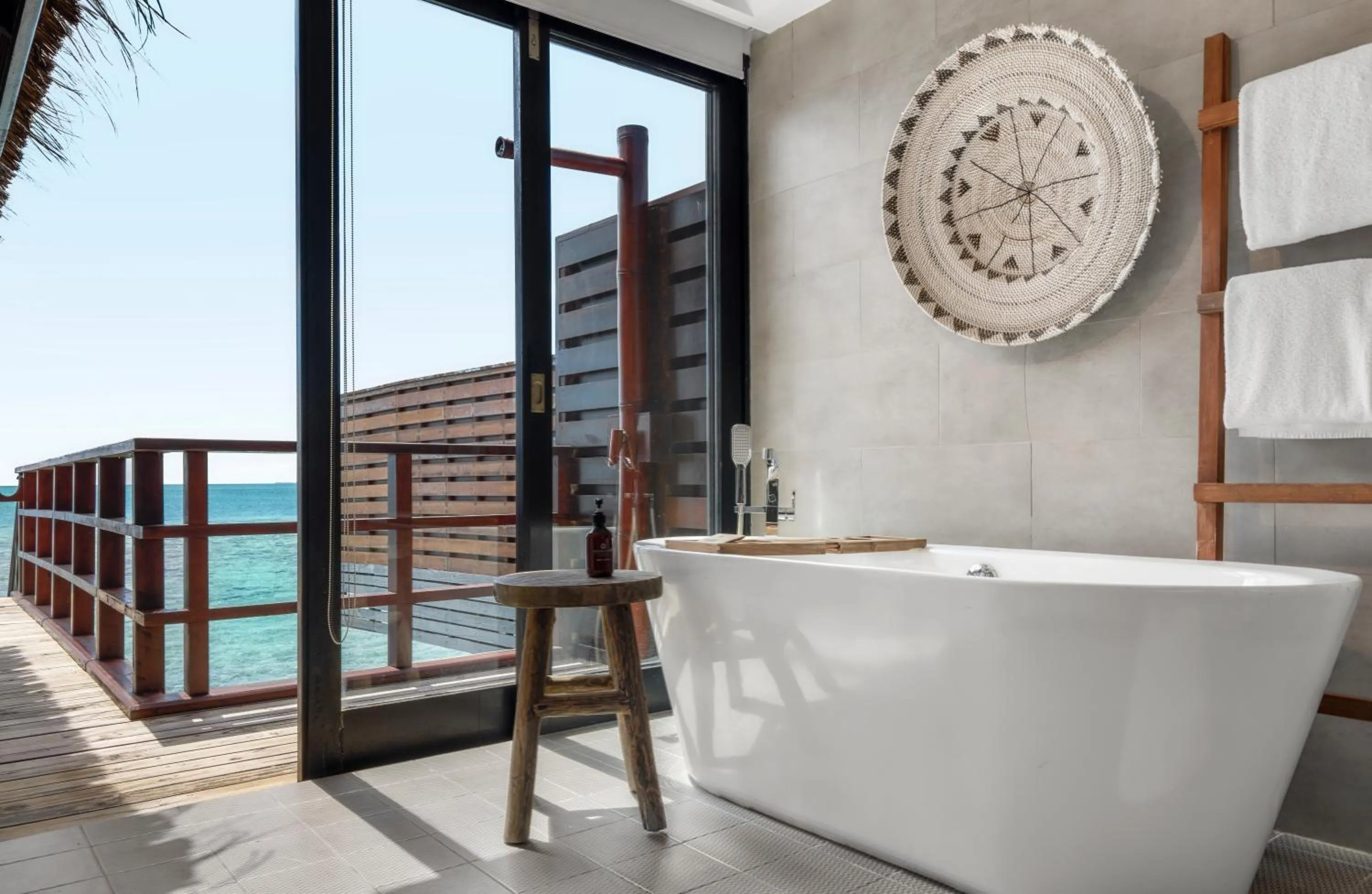 Bathroom in Grand Park Kodhipparu Maldives