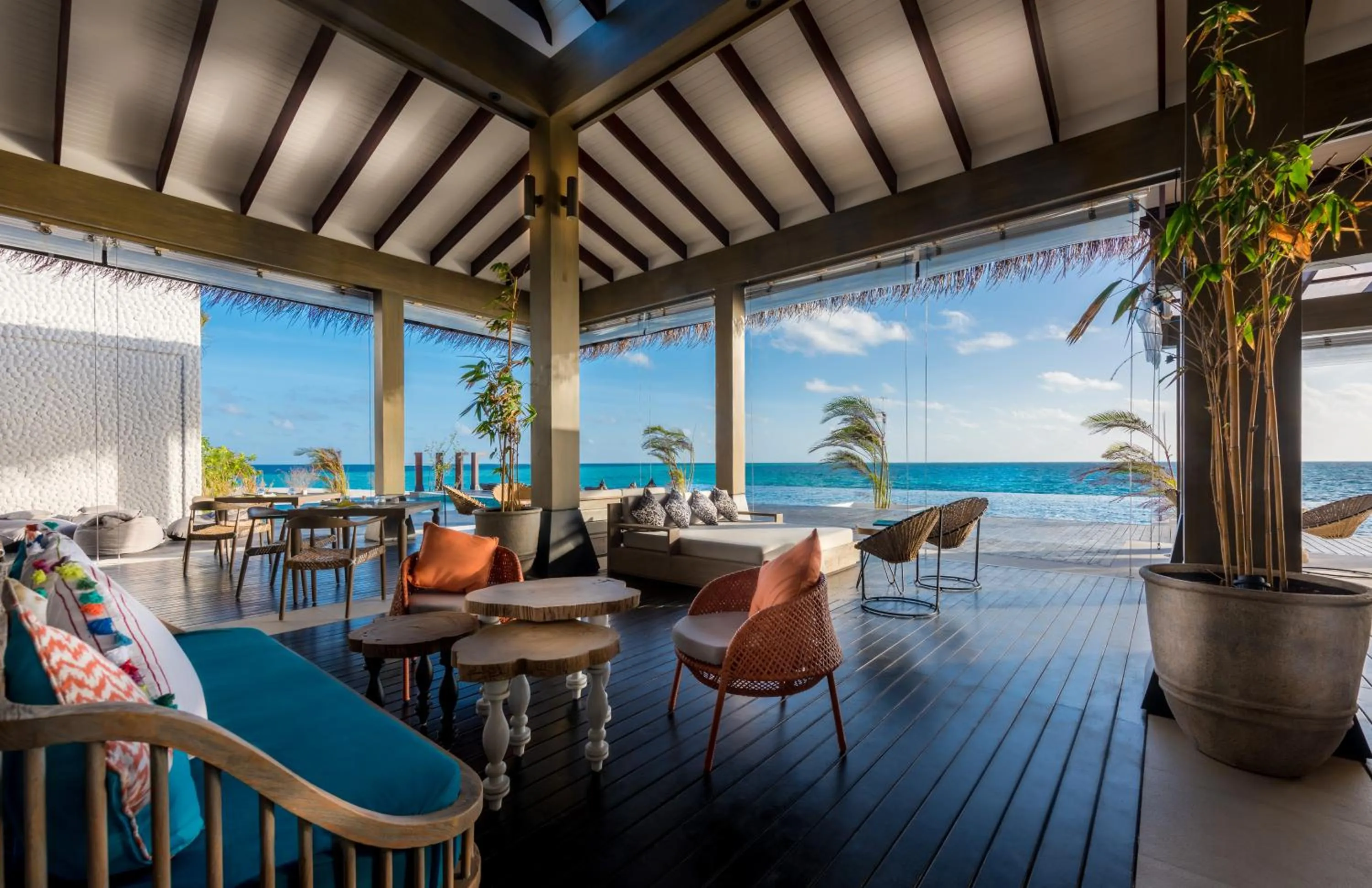 Restaurant/places to eat in Grand Park Kodhipparu Maldives