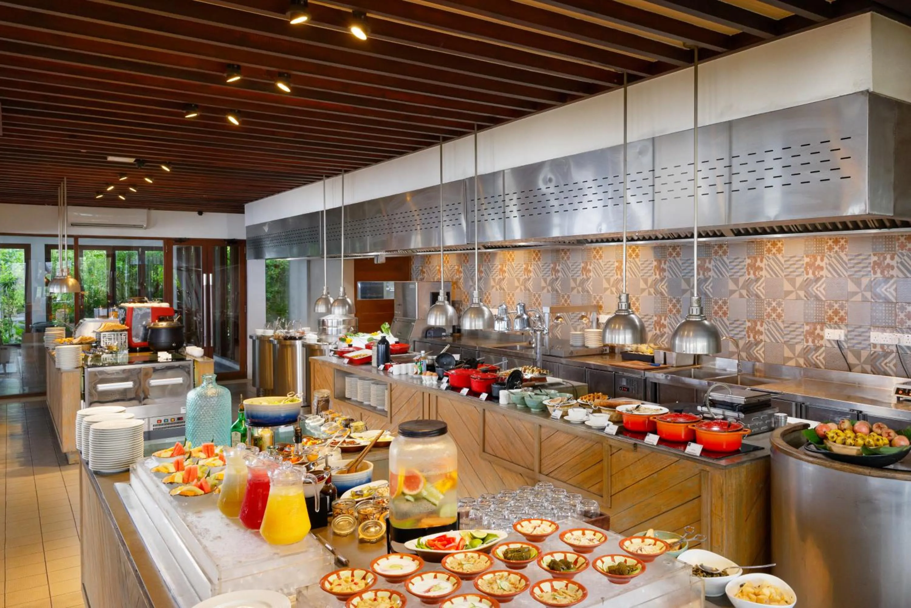 Restaurant/places to eat in Grand Park Kodhipparu Maldives