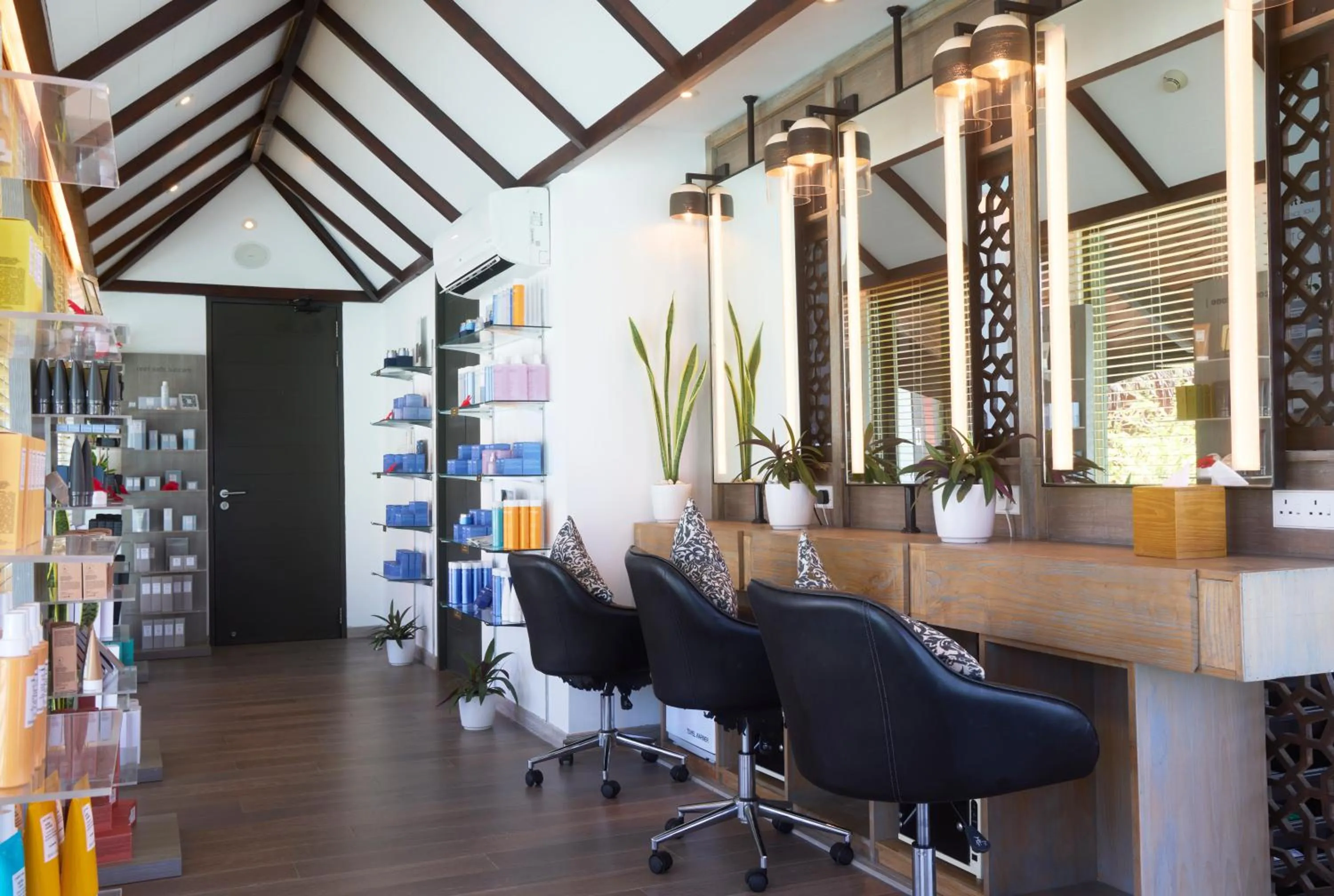 Spa and wellness centre/facilities in Grand Park Kodhipparu Maldives