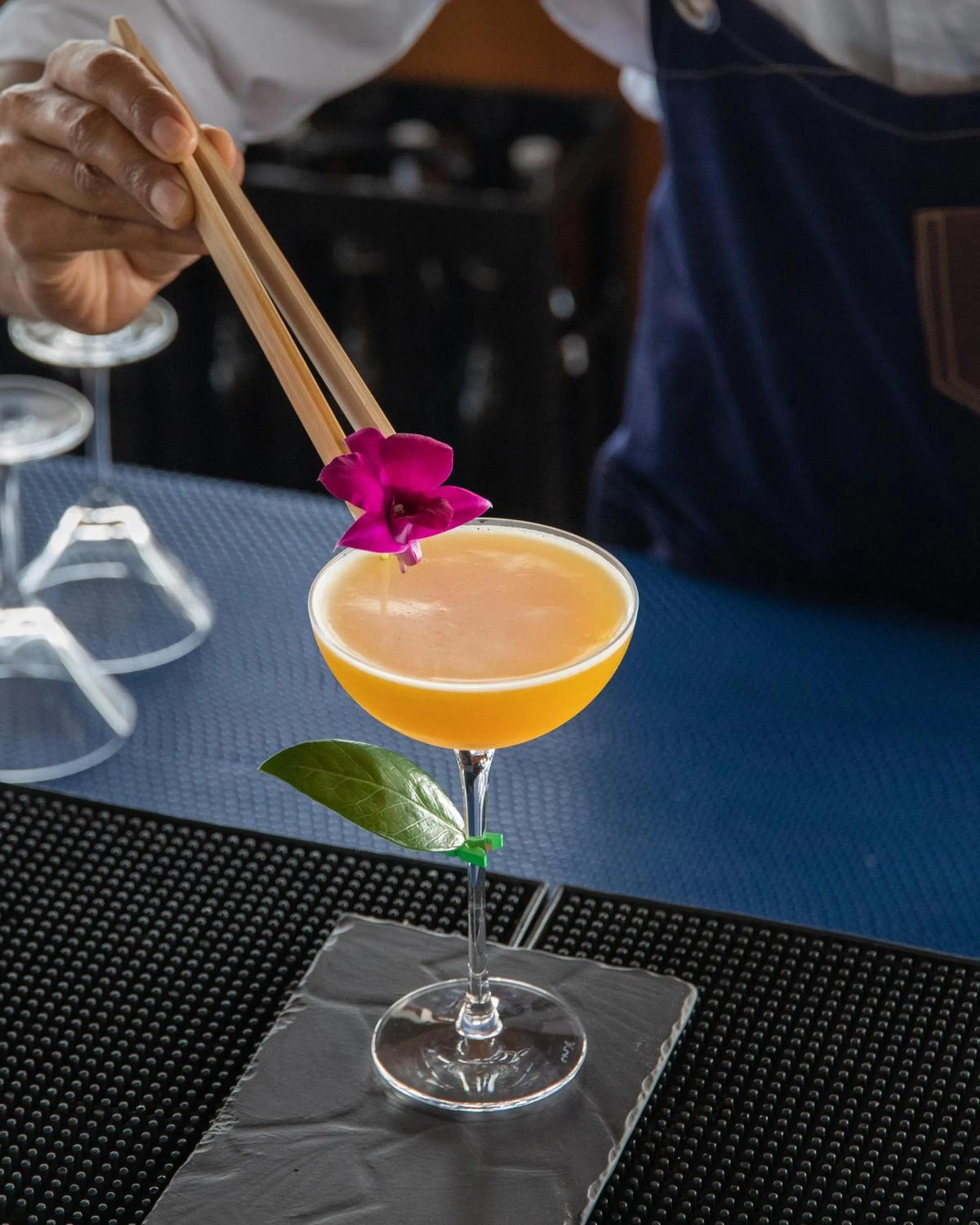 Lounge or bar in Grand Park Kodhipparu Maldives