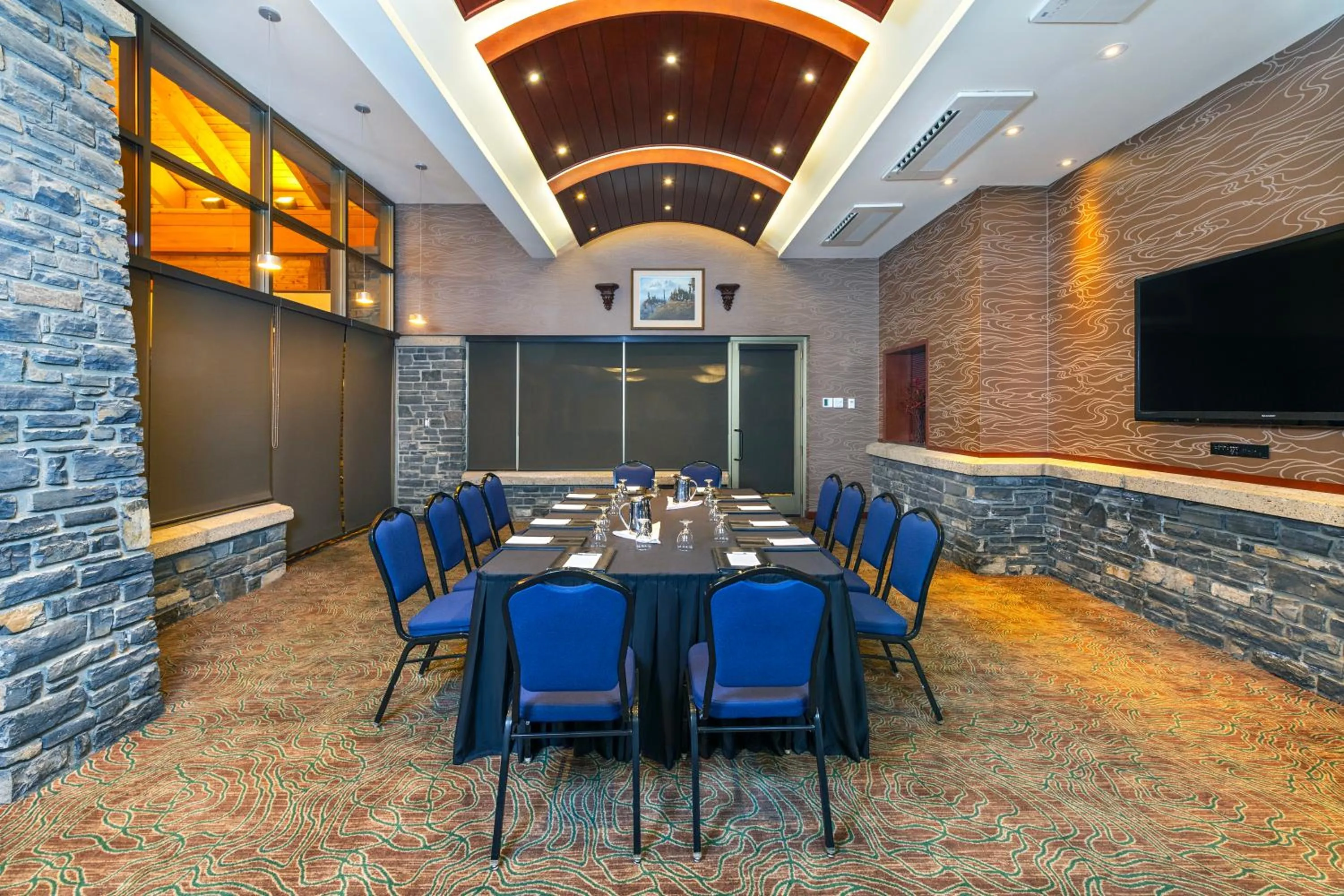 Meeting/conference room in Royal Canadian Lodge