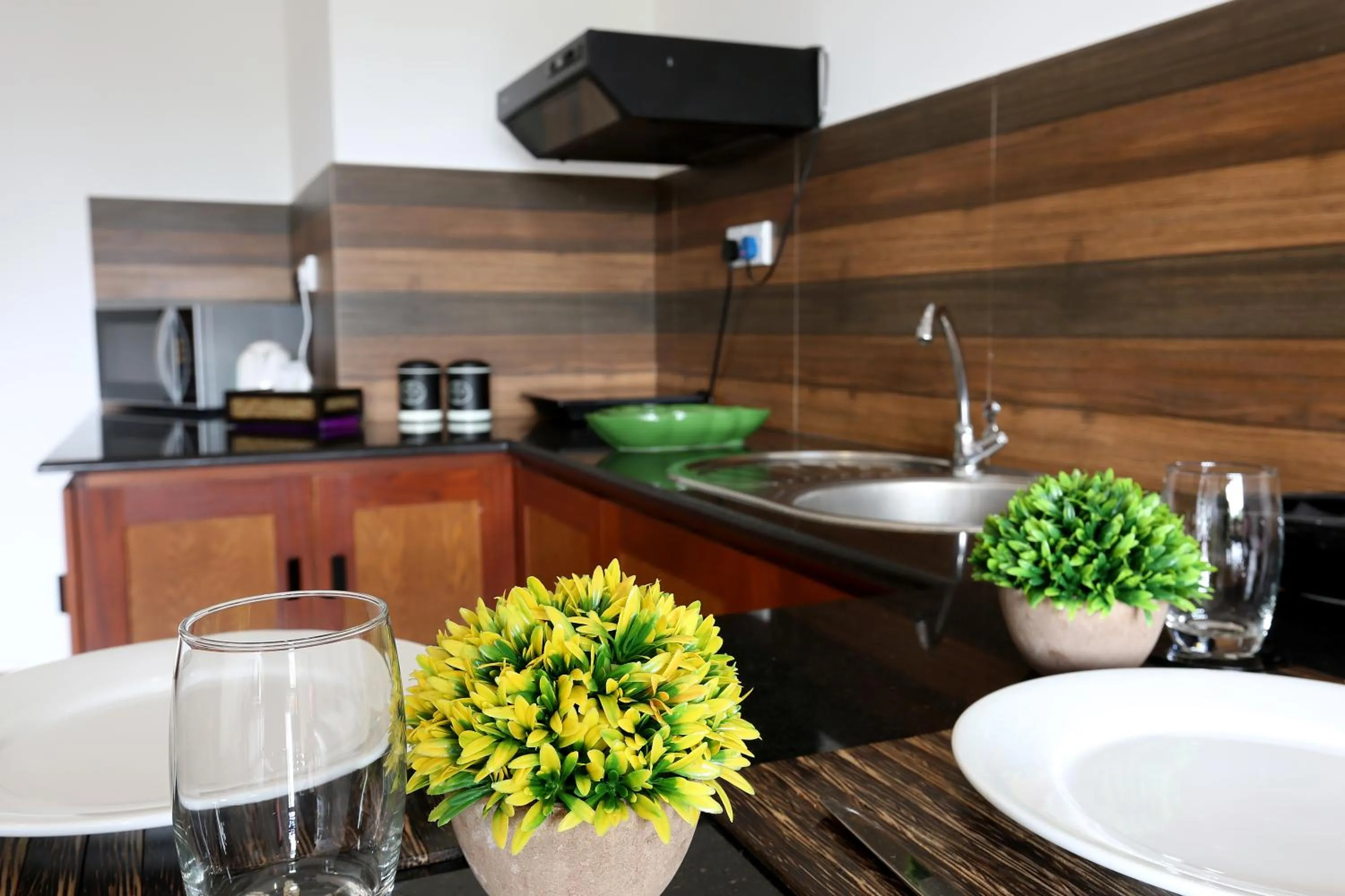 Coffee/tea facilities in Iddamal Apartments