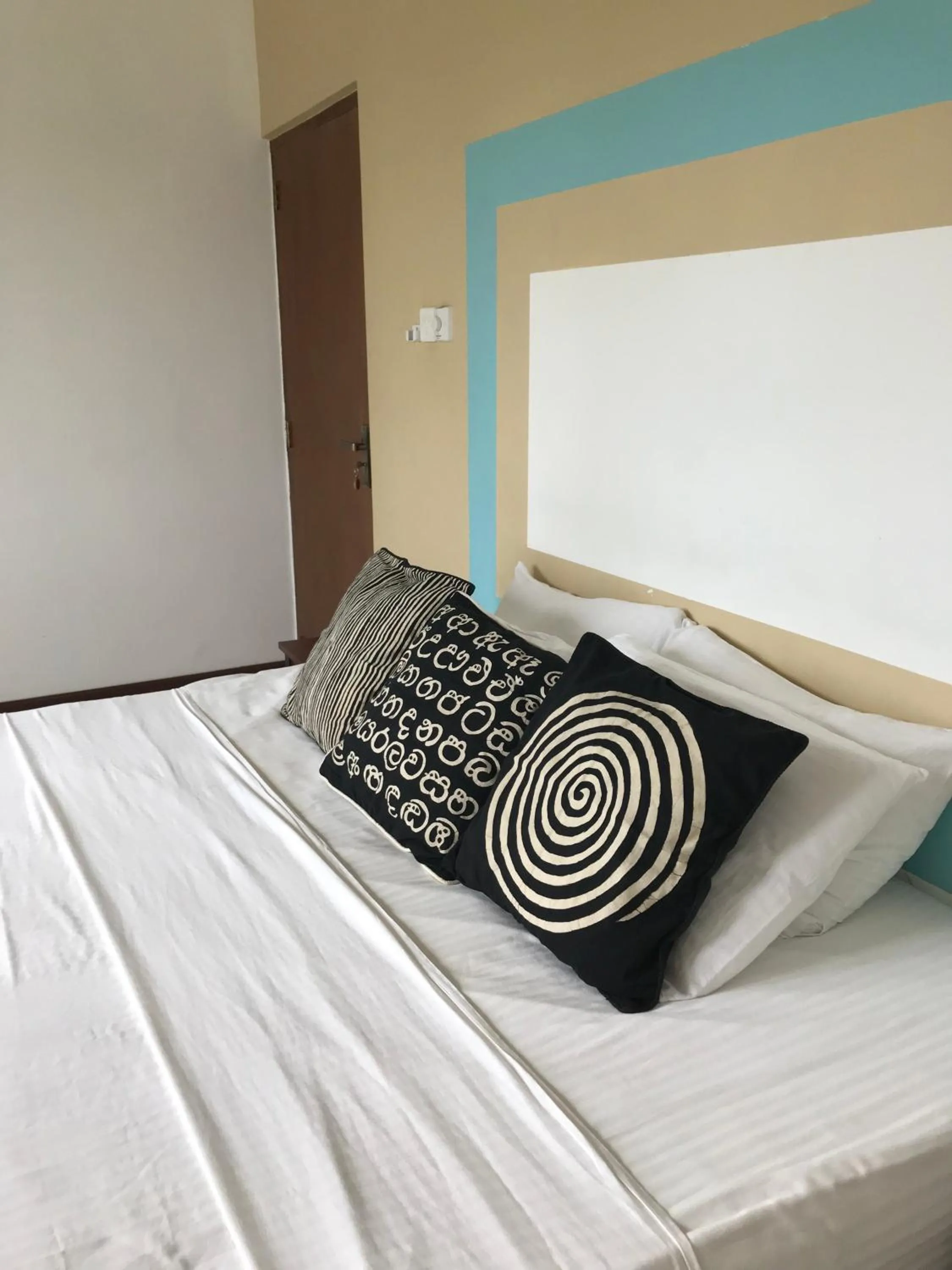 Bedroom, Bed in Iddamal Apartments