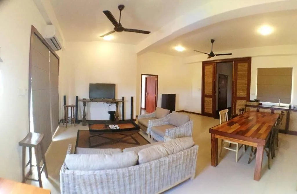 Bed in Iddamal Apartments