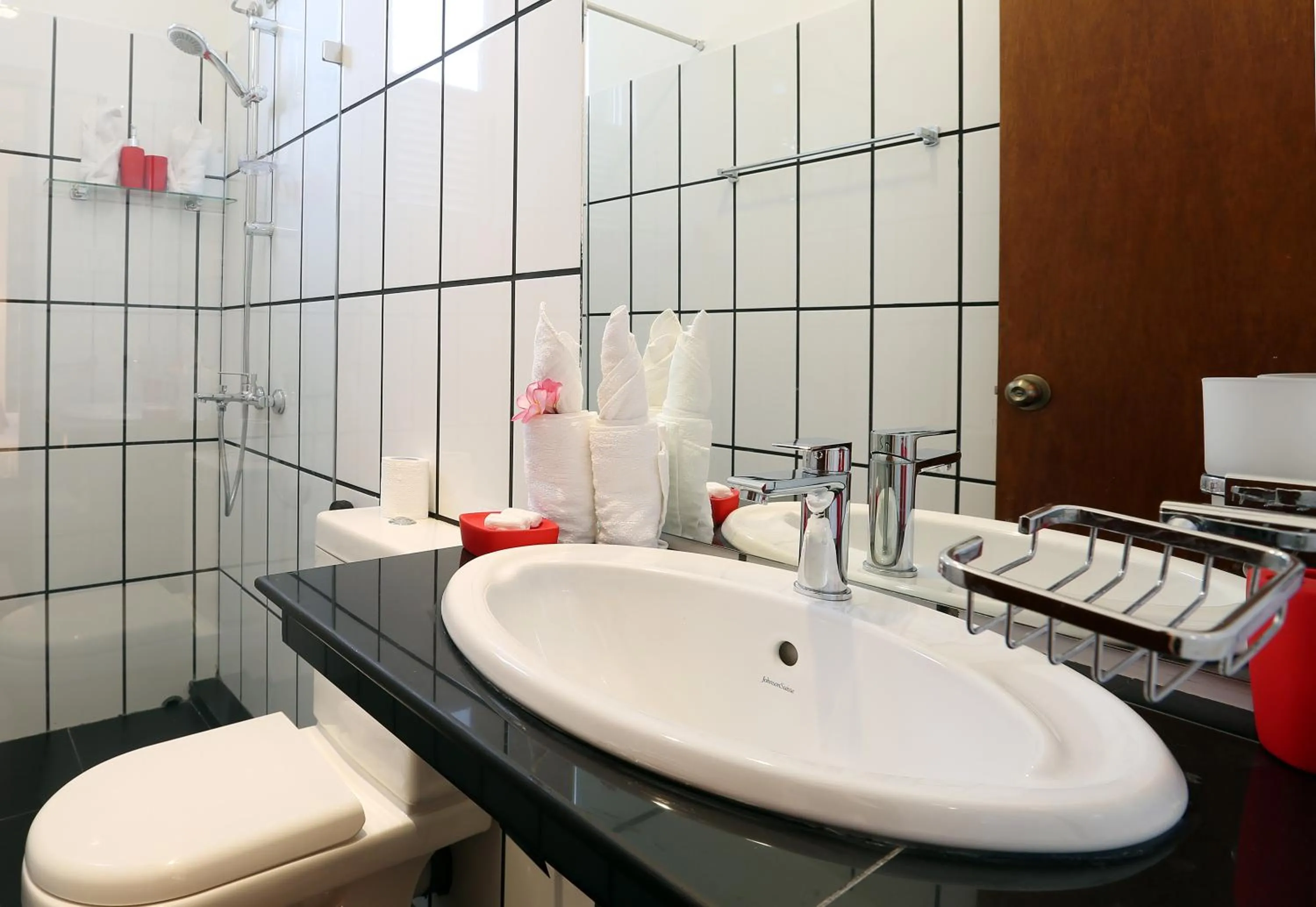 Toilet in Iddamal Apartments