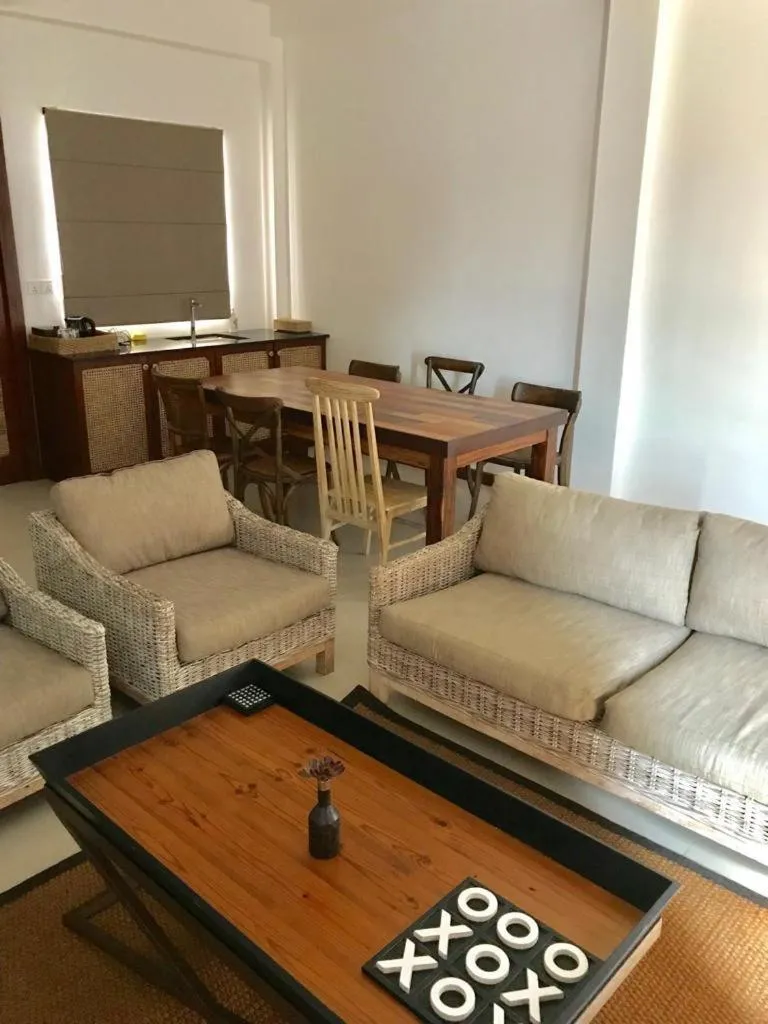 Iddamal Apartments