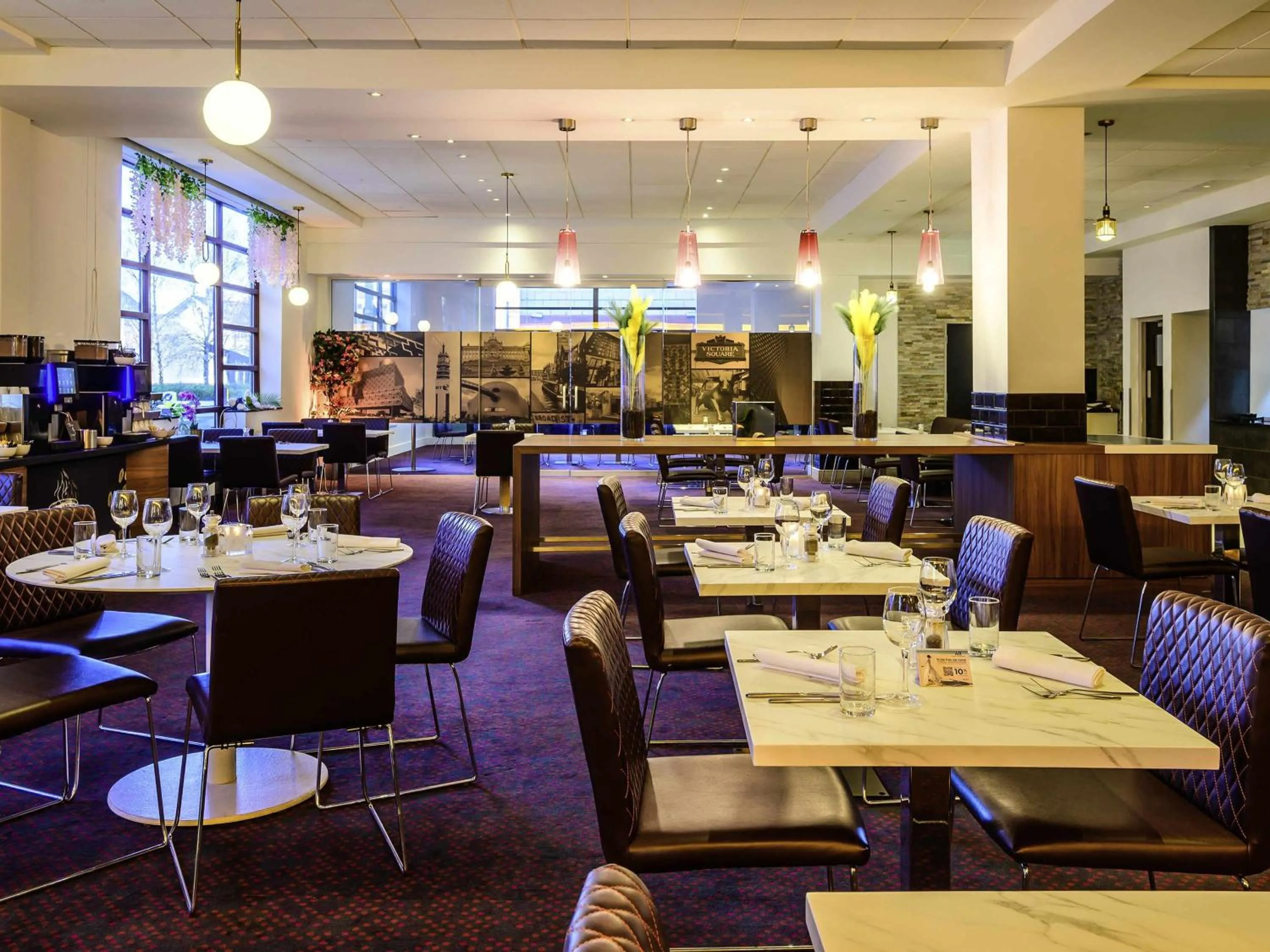 Restaurant/places to eat in Novotel Birmingham Centre
