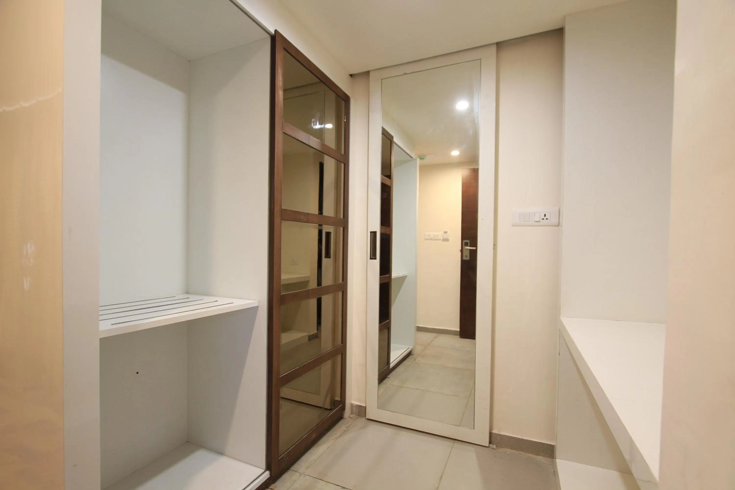 Decorative detail in Icon Business Hotel by Bhagini